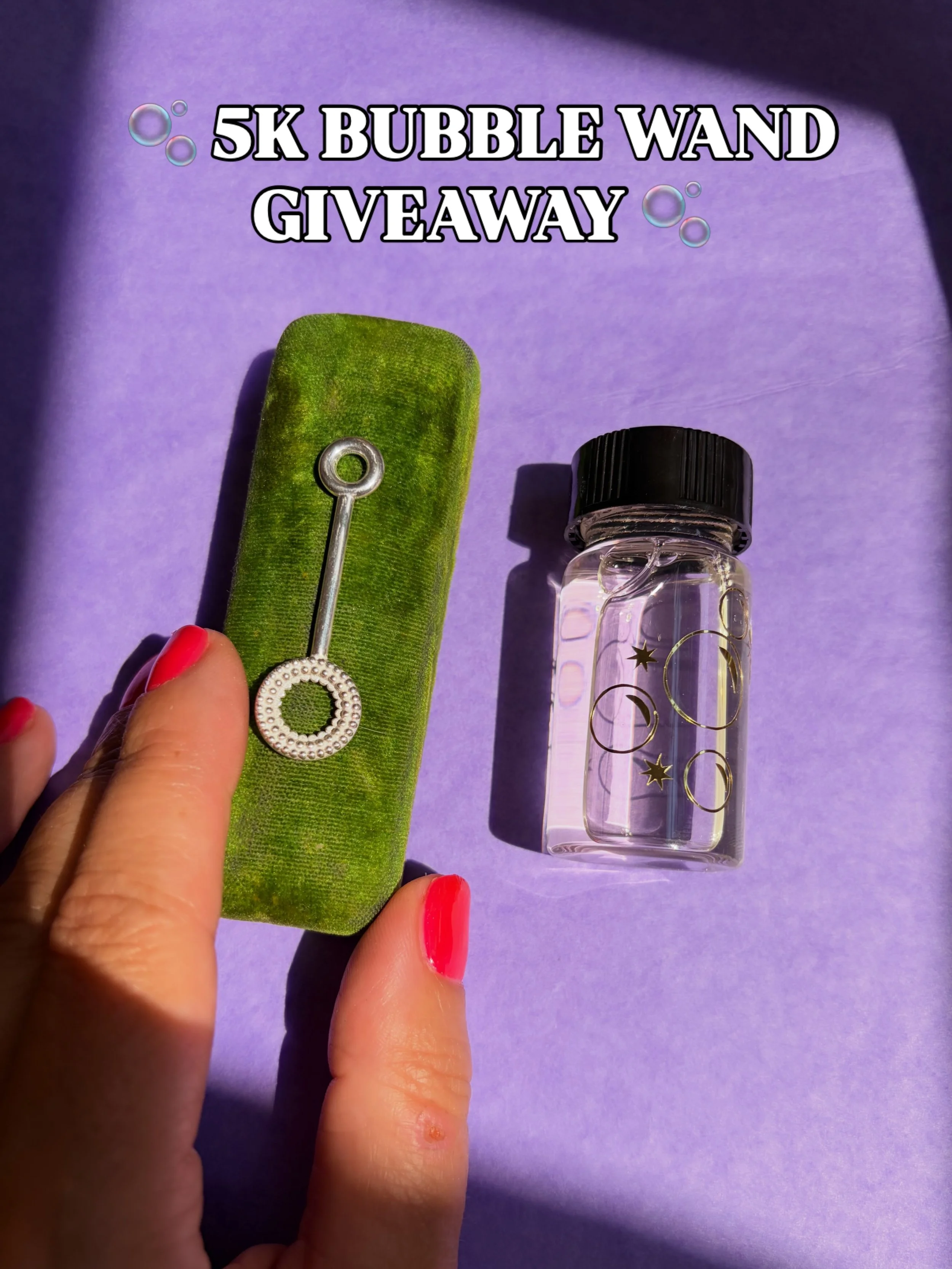🫧 5K BUBBLE WAND GIVEAWAY 🫧

We&rsquo;ve reached 5,000 lovers of wonder and I want to celebrate by sending one of you a little extra magic. 🫧

As a thank you for following along, cheering me on, sharing my jewels, and generally being the most marv