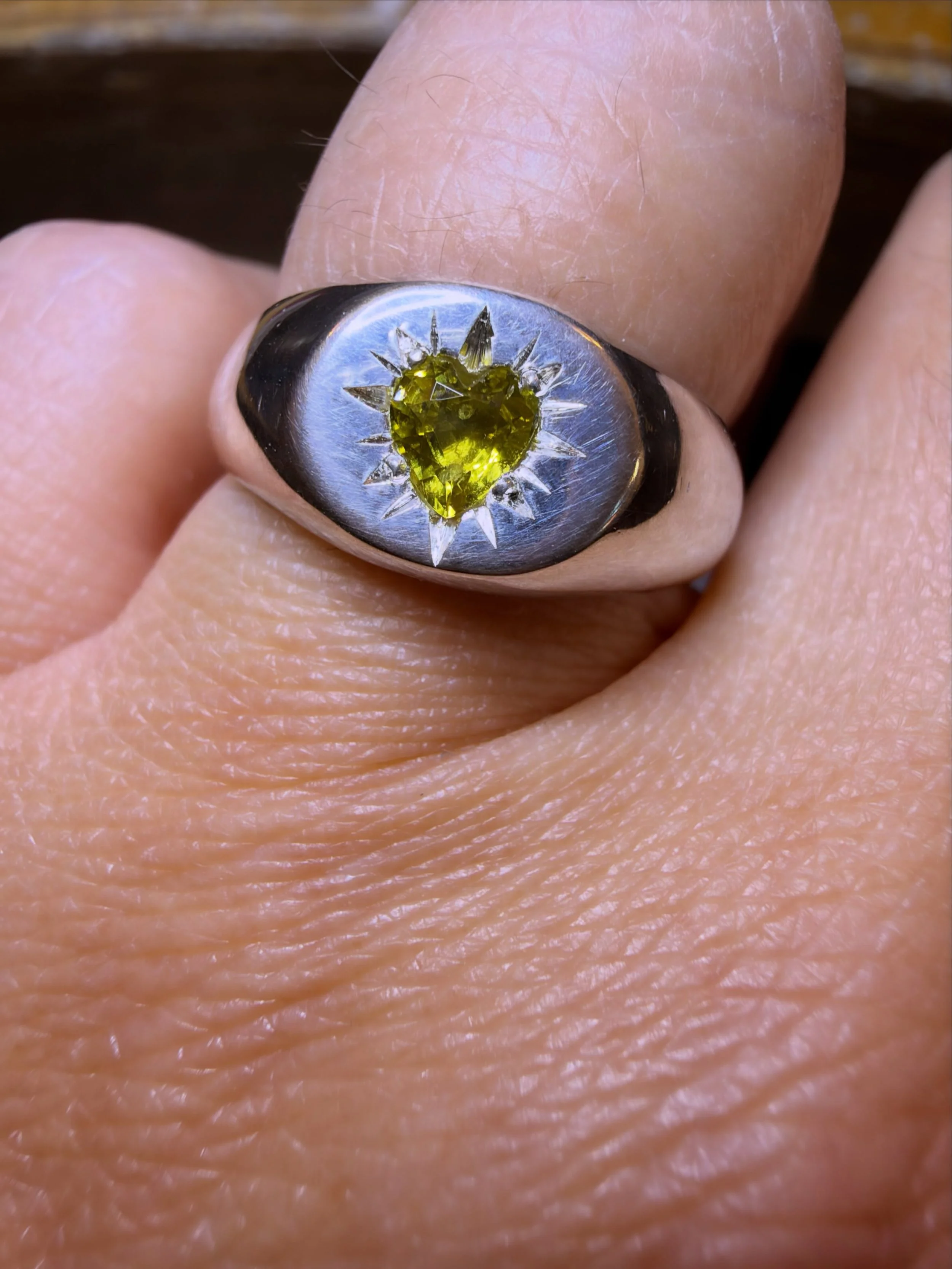 Proof of life and latest heart signet ring hot off the bench.

#starset #siggy #heartofgold #handmadejewelry
