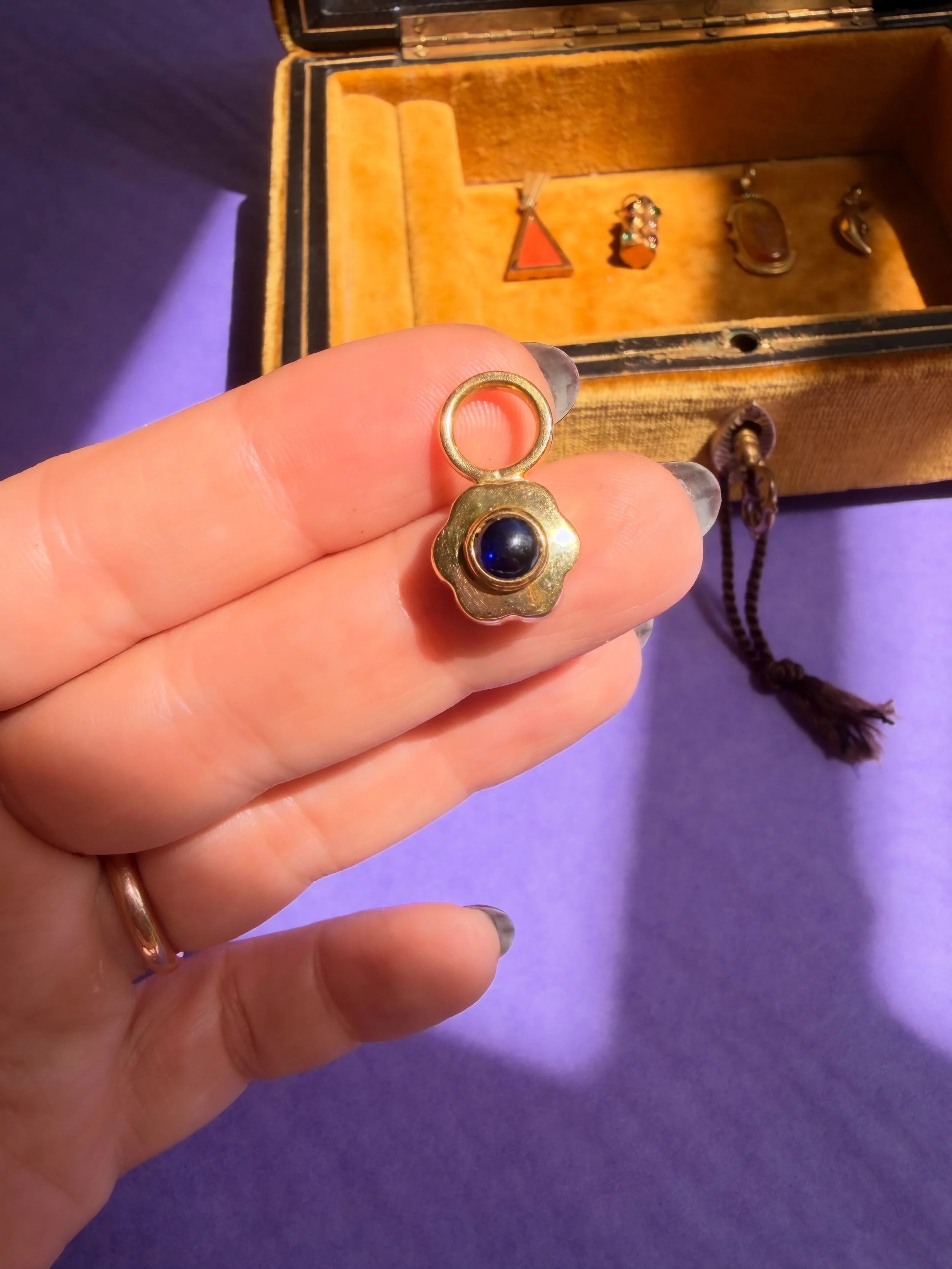 Sapphire Flower Connector