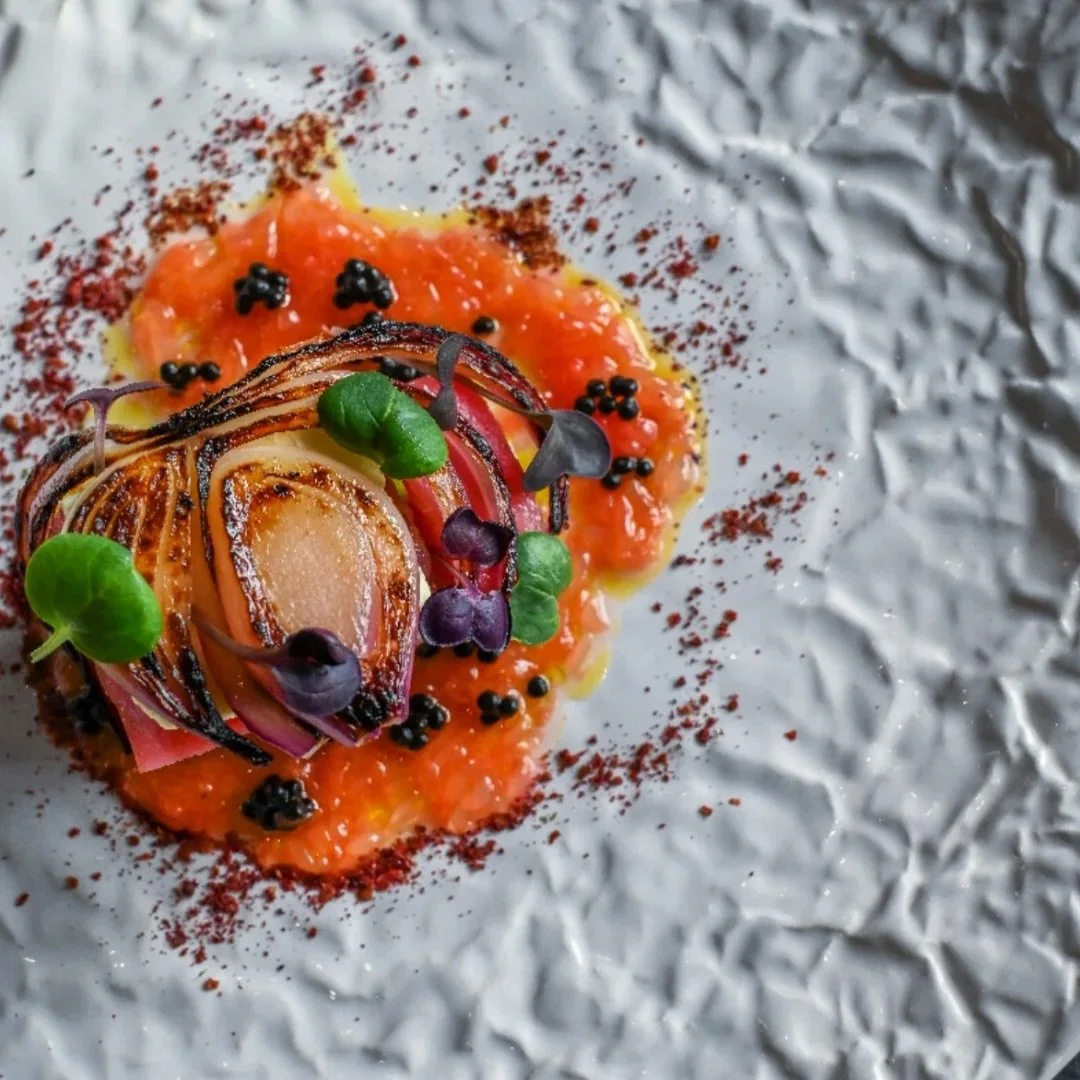 HIBISCUS
Croquant, groseille.

1. @magma_caen 
2. @la.reserve.peche.iode 
3. @restaurant_maximinhellio