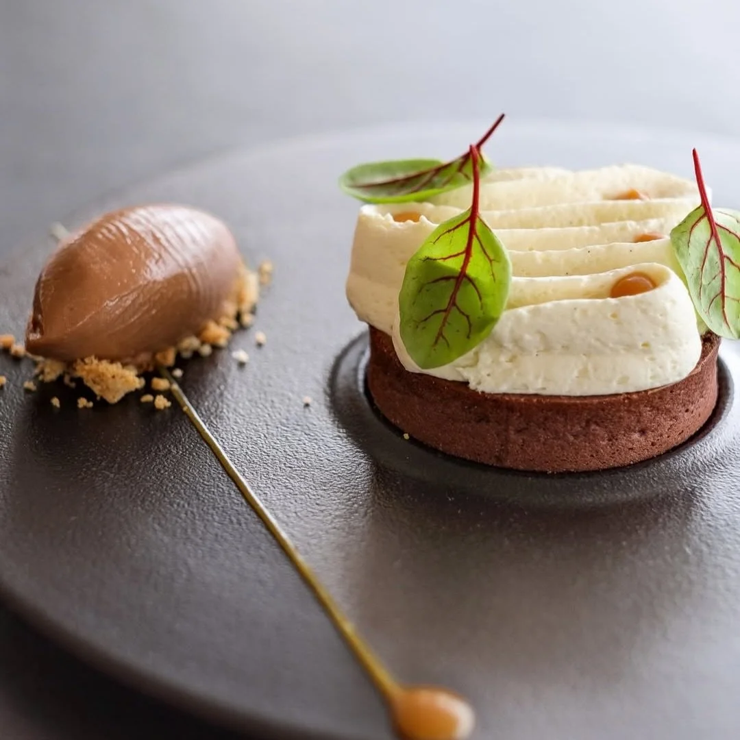 OSEILLE SANGUINE
D&eacute;licate et acidul&eacute;e.

1. @thalazurouistreham
2. @magma_caen
3. @simplexitecaen
4. @restaurant_lecuyer
5. @lecarlotta_caen
6. @cuisine_2a
7. @kimortin