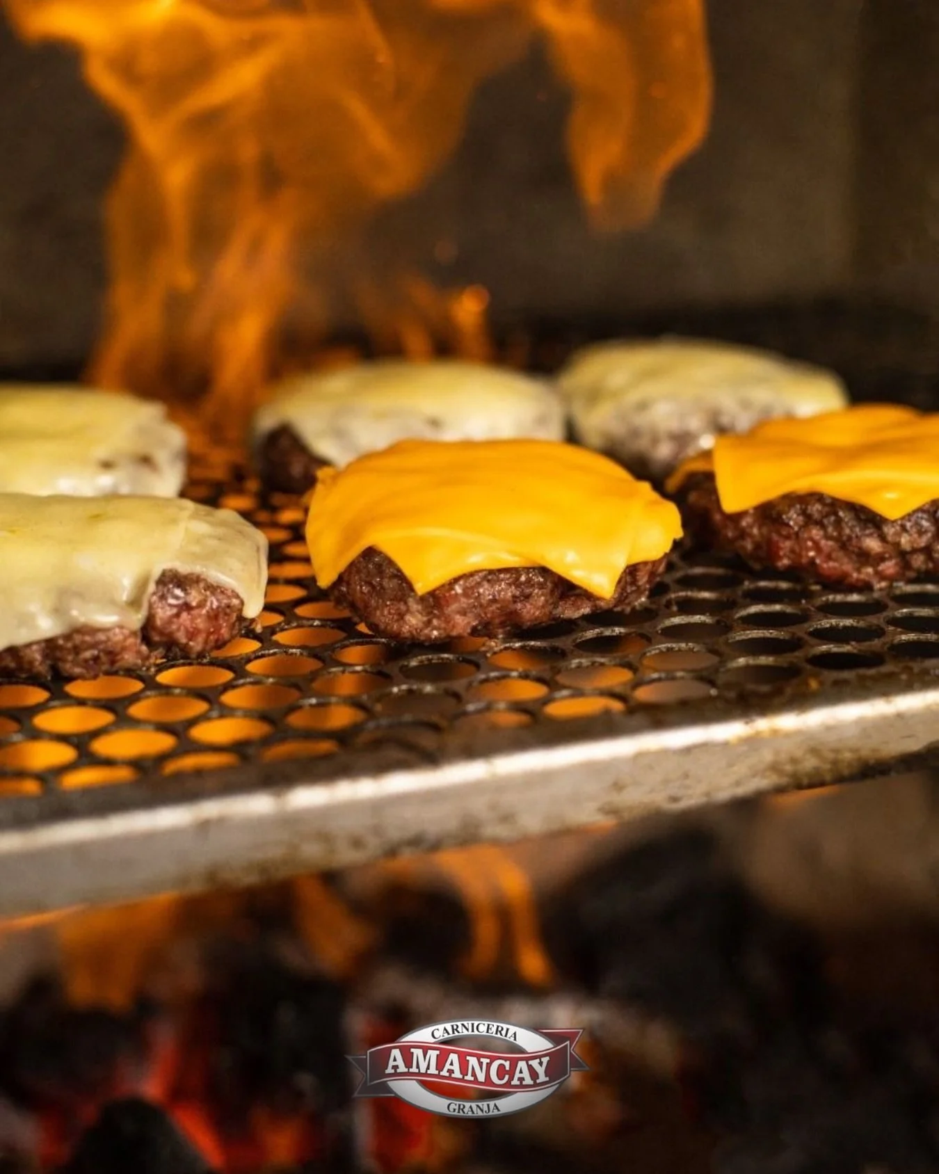 Es temporada de parrilla. 🔥🥩
Los primeros meses del a&ntilde;o se viven con calor, encuentros y buena comida.
No hay nada mejor que prender el fuego, compartir momentos y disfrutar cortes de calidad.

En Carnes Amancay llevamos a tu mesa carnes sel