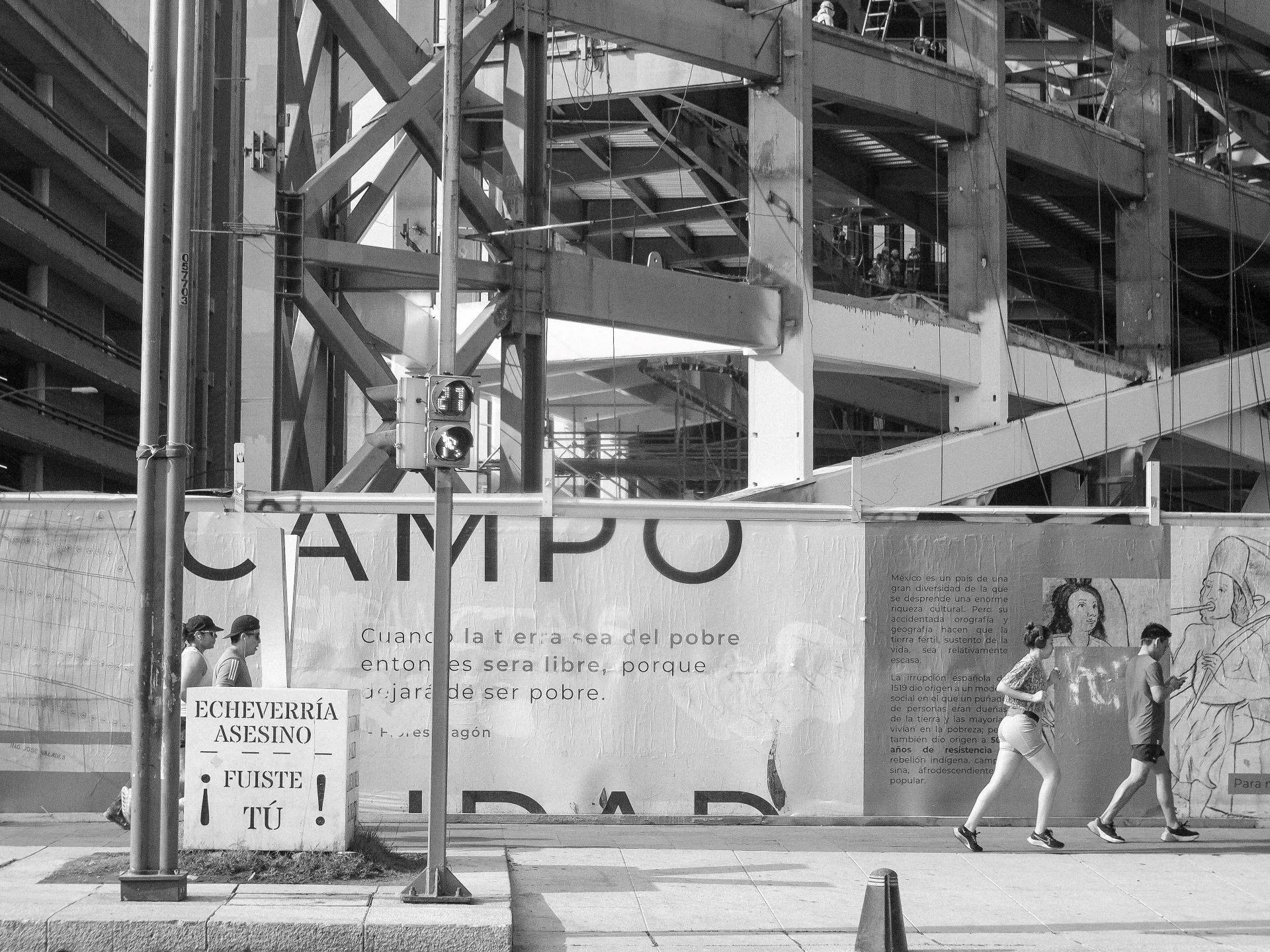 TOPOGRAPHICA B&W (11).jpg