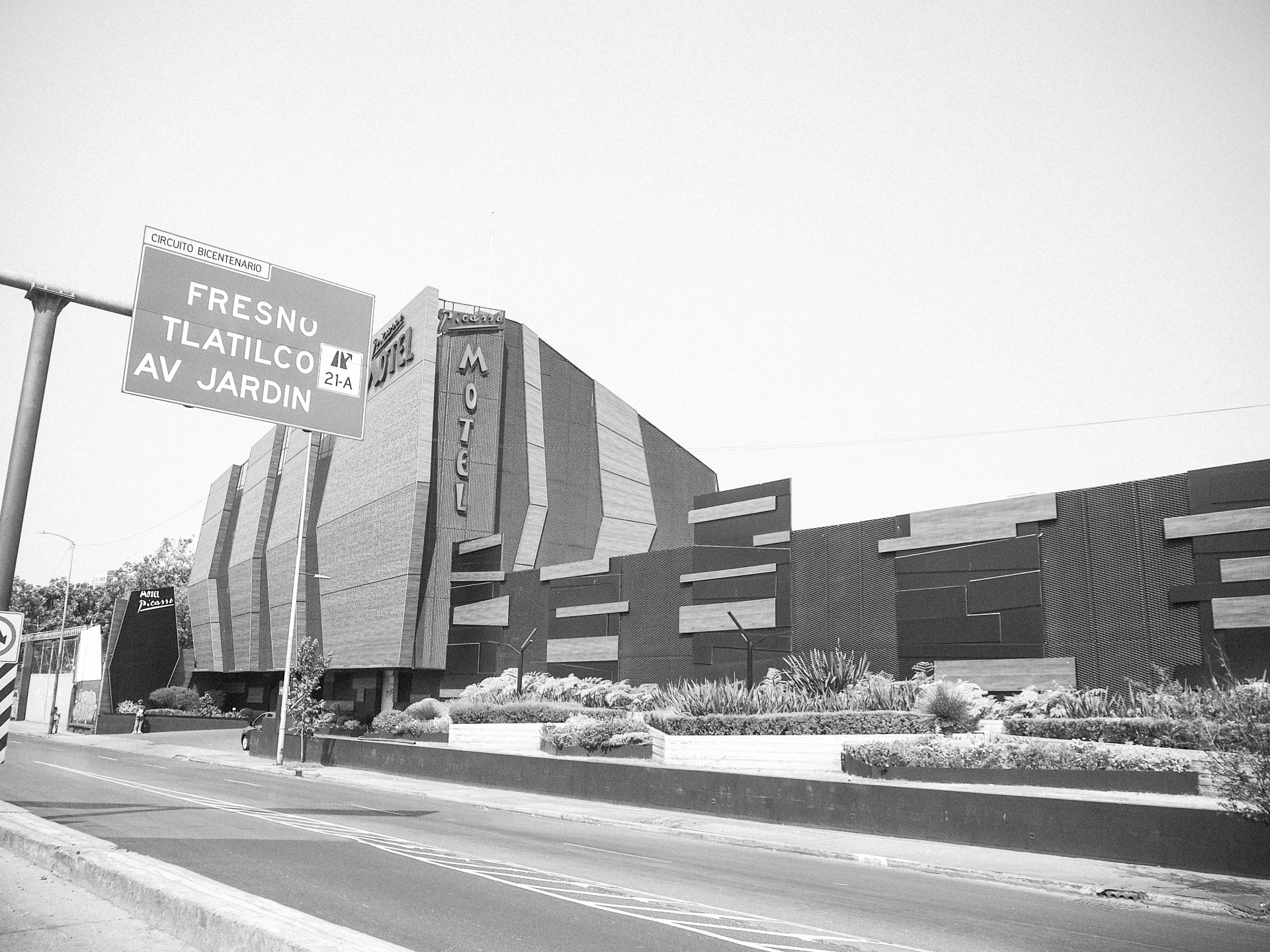 TOPOGRAPHICA B&W (46).jpg