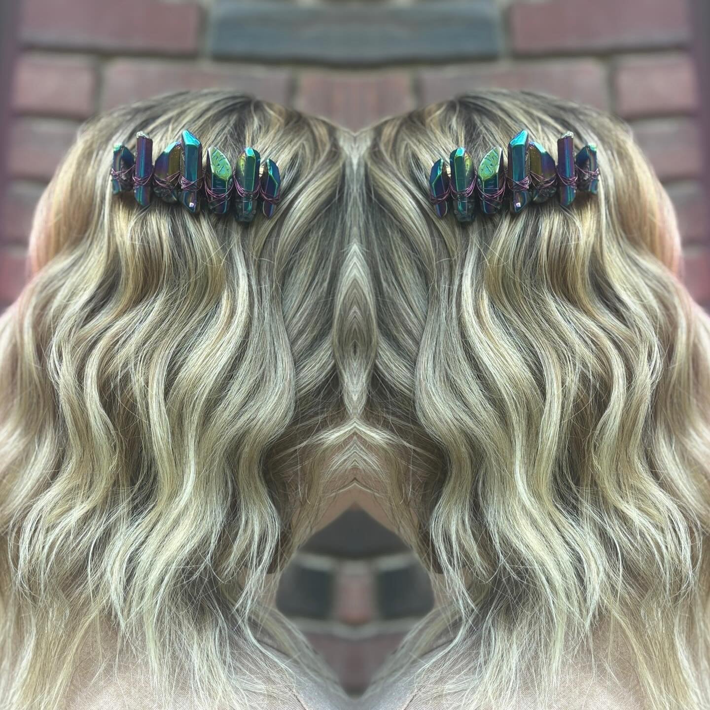 Massive transformation!!! To the cool side of blonde and bye bye bye roots!!!! @caitlin 💘💘💘💘💘💘💘💘💘💘