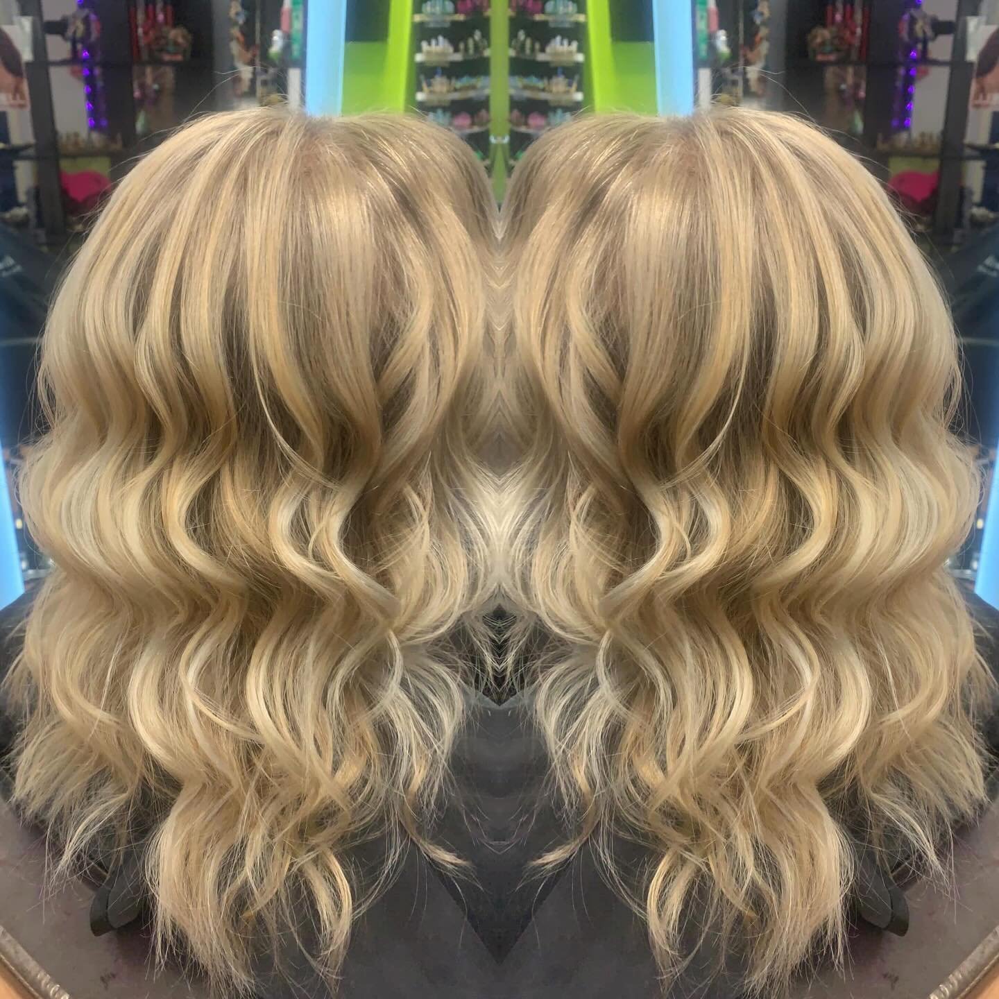 Pretty blonde throwback ❄️❄️❄️❄️❄️❄️❄️