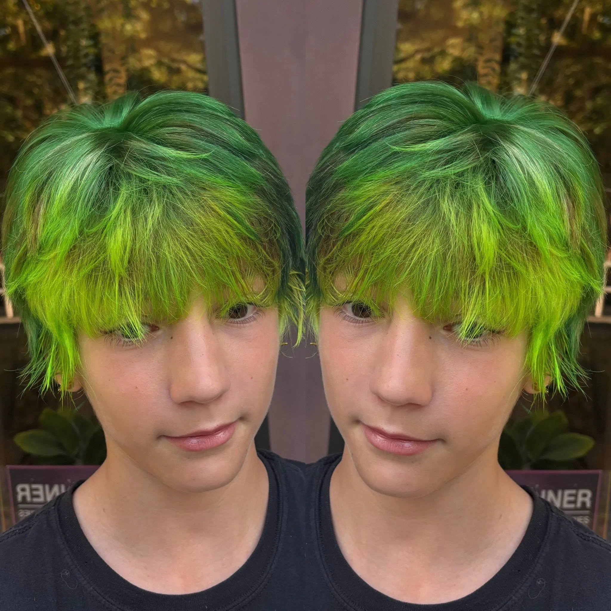 🍏🍏This kid keeps me on my toes! From numerous box dyes to this awesome green with some bright tips! Swipe for the before 👉🏻👉🏻👉🏻👉🏻📸📸📸

Using some pravana mixed with guy tang mixed with Danger jones to create some magic 🏆

@guy_tang @dang