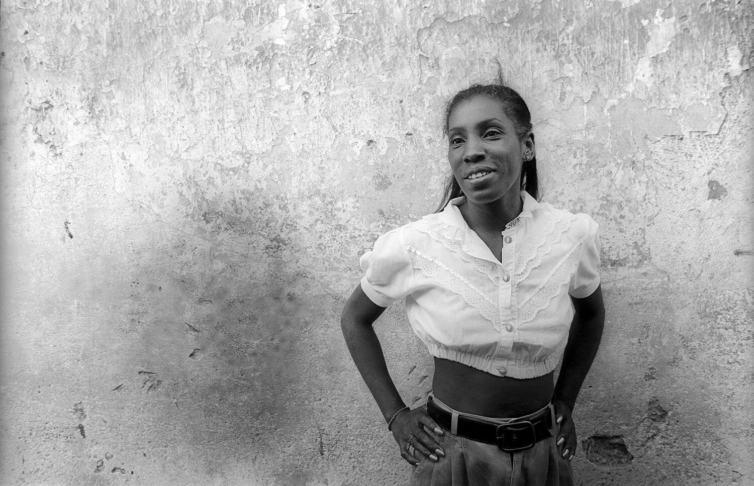 Cuba woman in b&w.