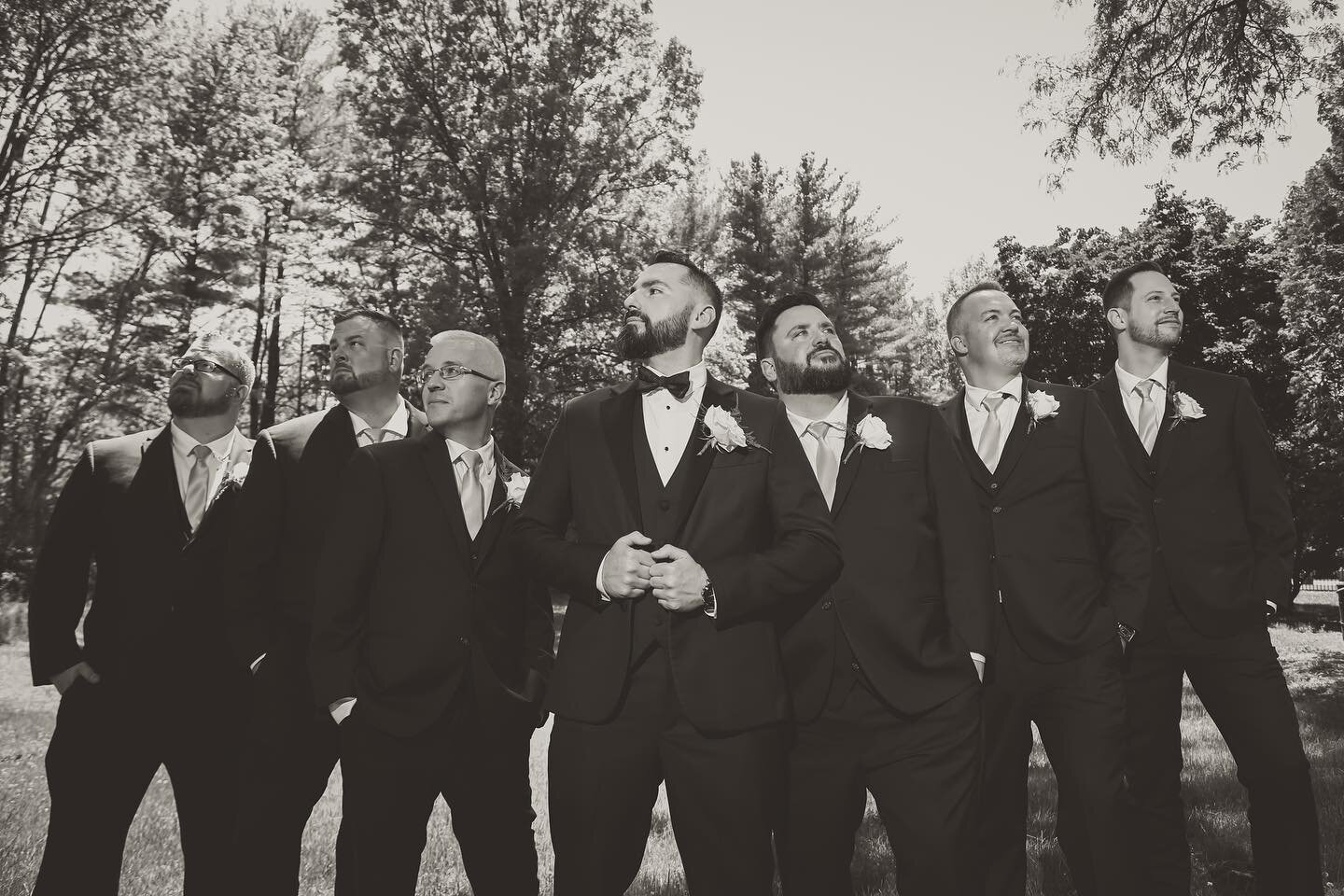 Family. 

#groom #groomsman #family #photography #potd #welldressed #blackandwhite #scenery #djservices #entertainment #videography #cinematography #wedding #celebrate #evermor #eeg 

📸: @david_quiroga #askfordavid