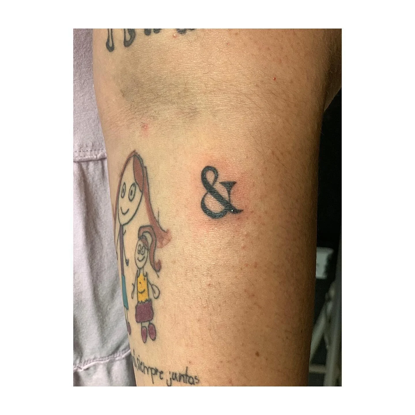 Colecci&oacute;n de tatuajes mini 🤩
(Dale swipe)

🩸

Made with: @dynamiccolor 

&mdash;&mdash;&mdash;&mdash;&mdash;&mdash;&mdash;&mdash;&mdash;&mdash;&mdash;&mdash;&mdash;&mdash;&mdash;&mdash;
#veautypr #bhltattoo #vegan #vegantattoo #vegantattoopr