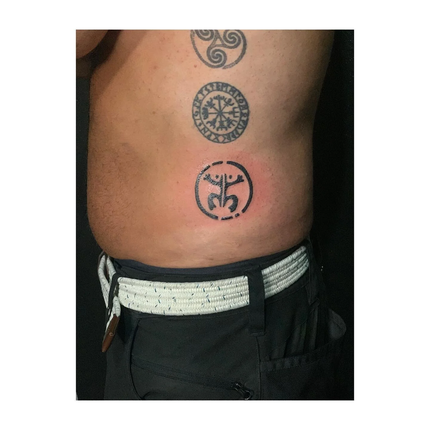 El portugu&eacute;s que se enamor&oacute; de PR 🌴

🩸 

Made with: @dynamiccolor 

🩸🩸
&mdash;&mdash;&mdash;&mdash;&mdash;&mdash;&mdash;&mdash;&mdash;&mdash;&mdash;&mdash;&mdash;&mdash;&mdash;&mdash;
#veautypr #bhltattoo #vegan #vegantattoo #vegant