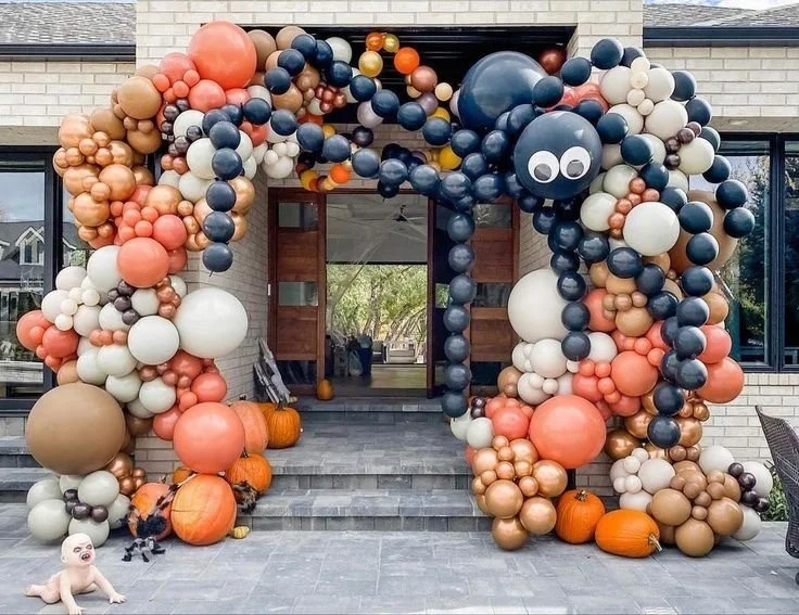 Halloween Arch Display