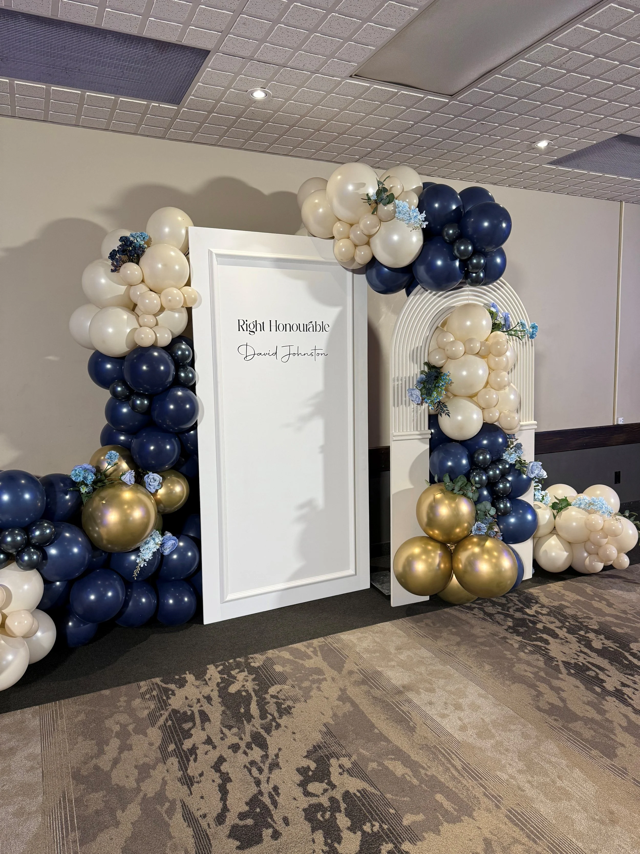 Corporate Gala Balloon Installation – Kitchener Waterloo (Copy)