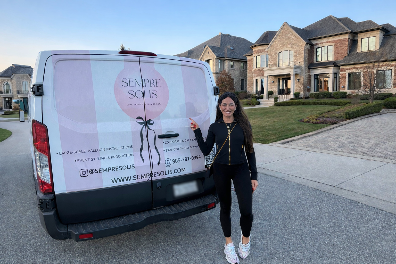 The Sempre Solis balloon van (Copy)