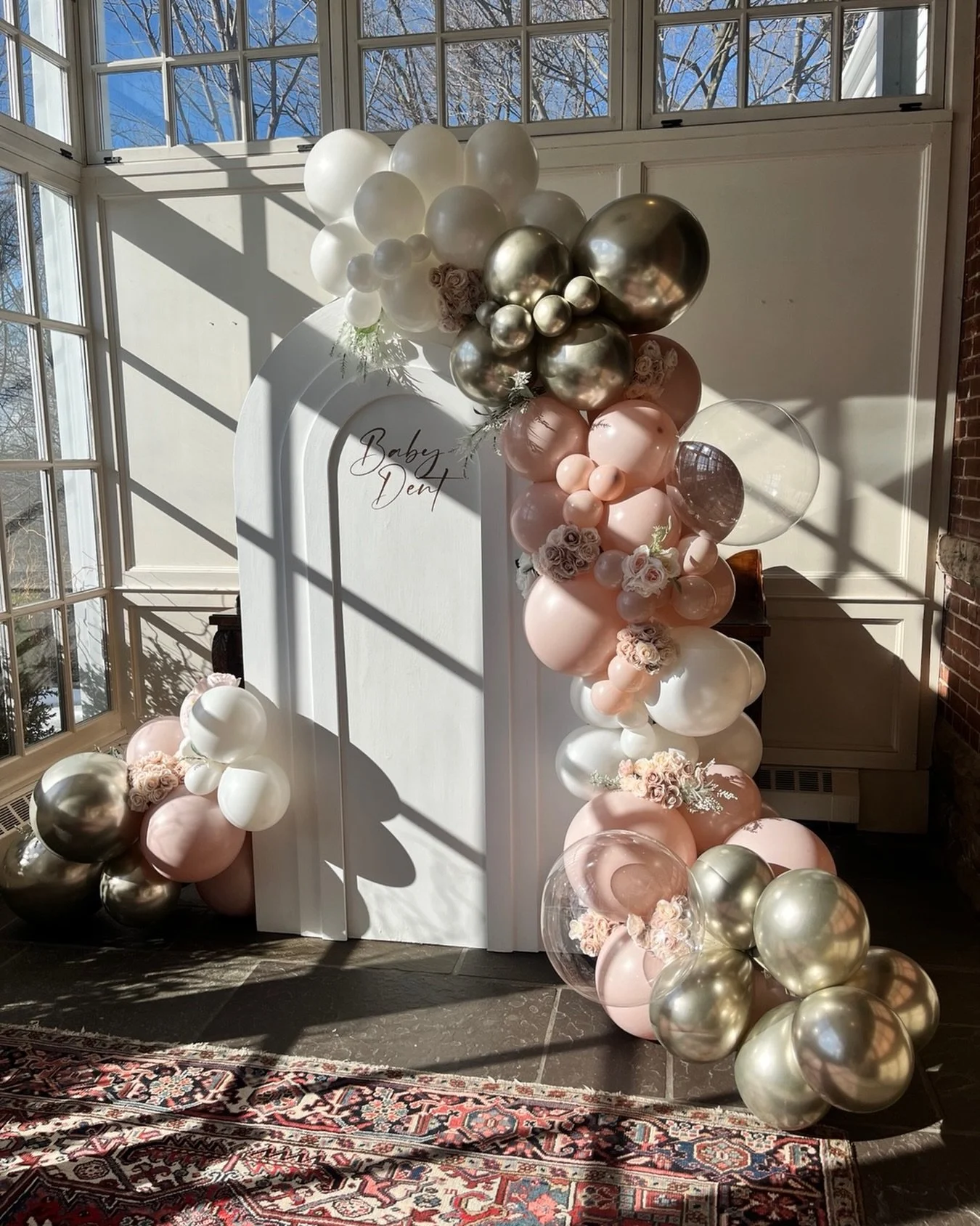 With sunshine and longer days ahead, these soft baby tones are everything 🤍

A warm wooden arch + blush, cream, and neutral balloons = effortless spring elegance at Langdon Hall.

Light. Romantic. Timeless.

Perfect for baby showers, bridal showers,