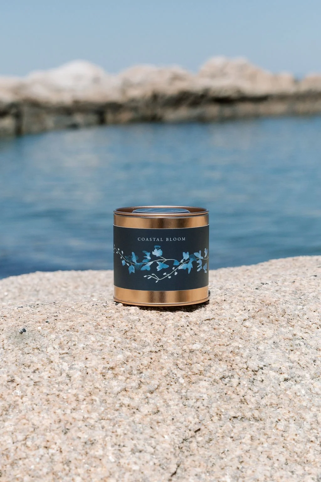 COASTAL BLOOM CANDLE