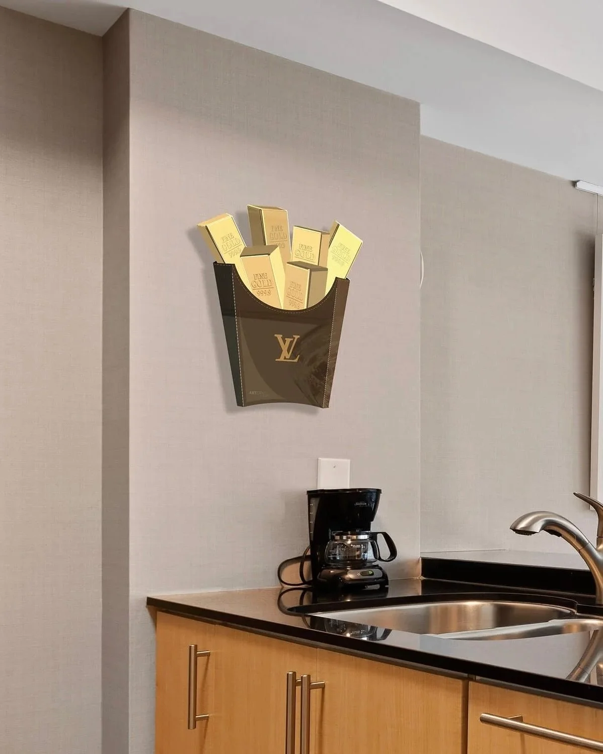 French Fries🤎
Also remember our black weekz deal is available!✨
www.artcryl.com