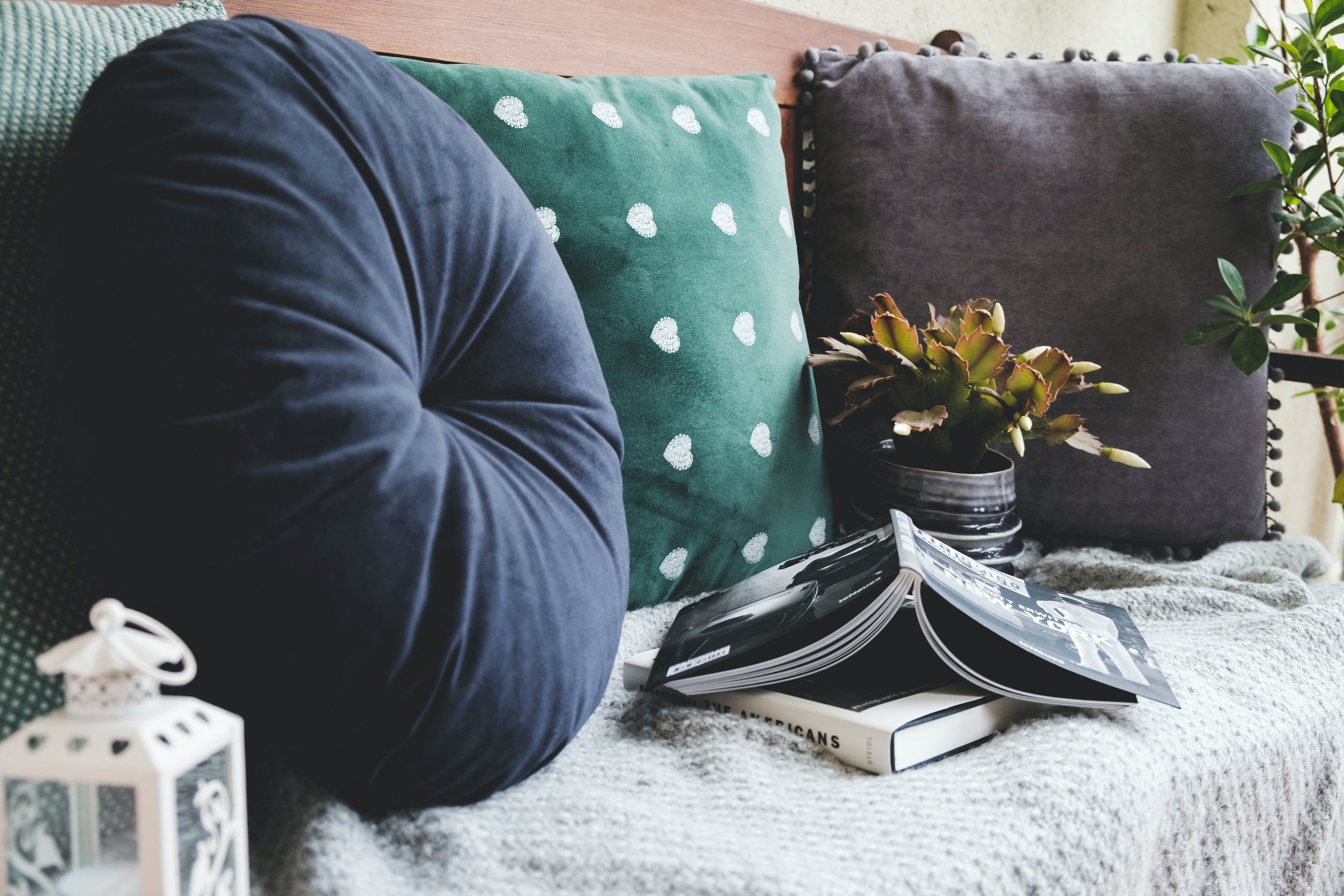 Best ways to cozy up your family room!