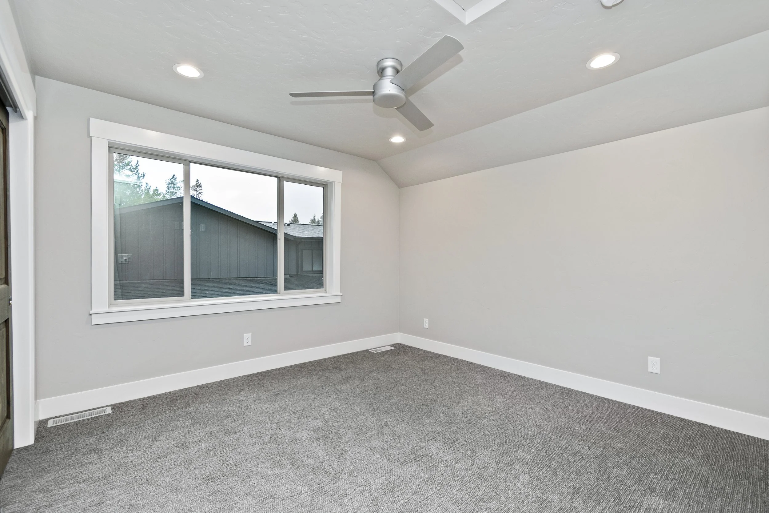 18-136 Jacks Lp - Lisa Cunningham_020.jpg