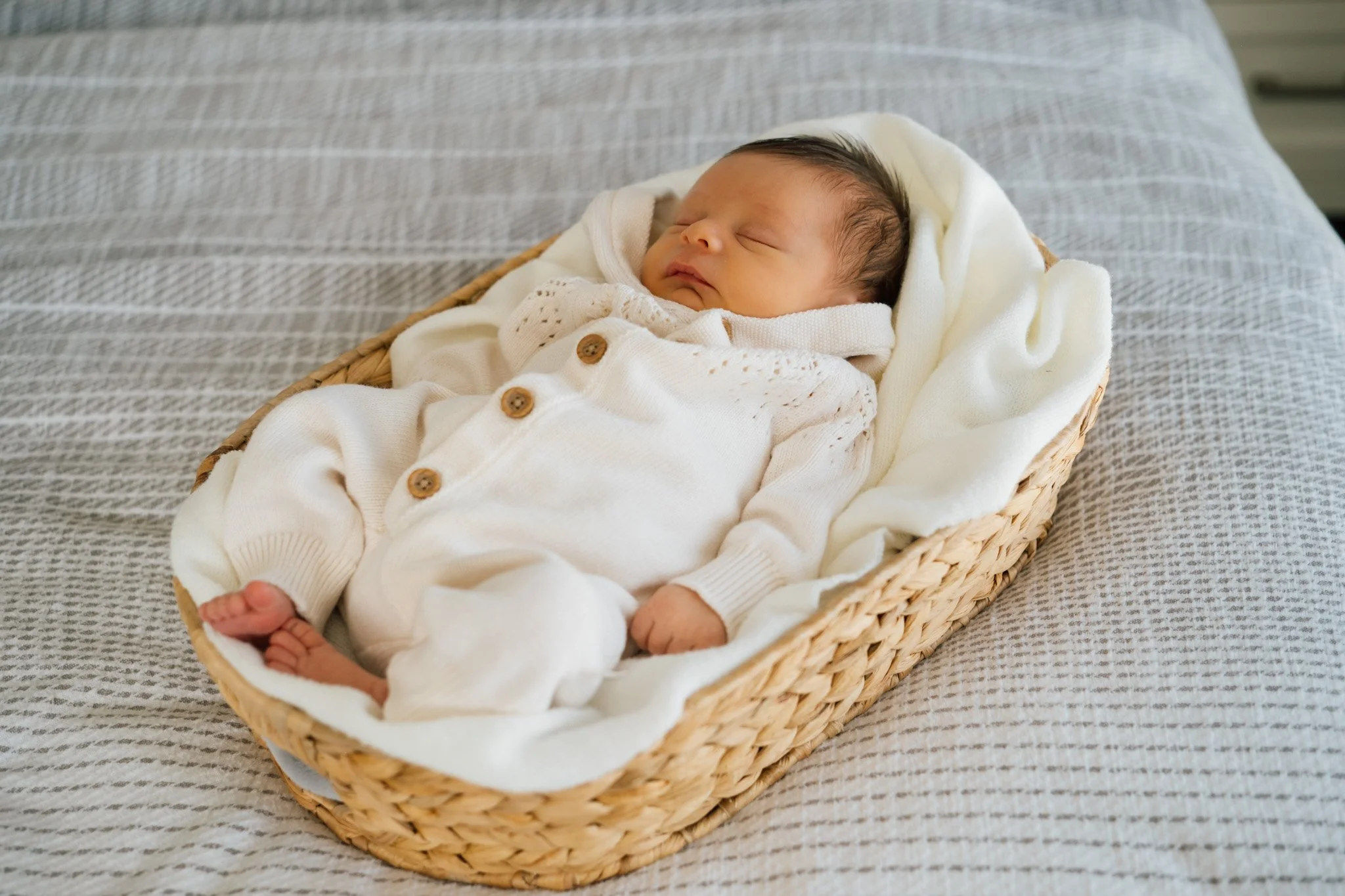 Julie-dorge-photograph-quesnel-newborn-photographer (8 of 9).jpg