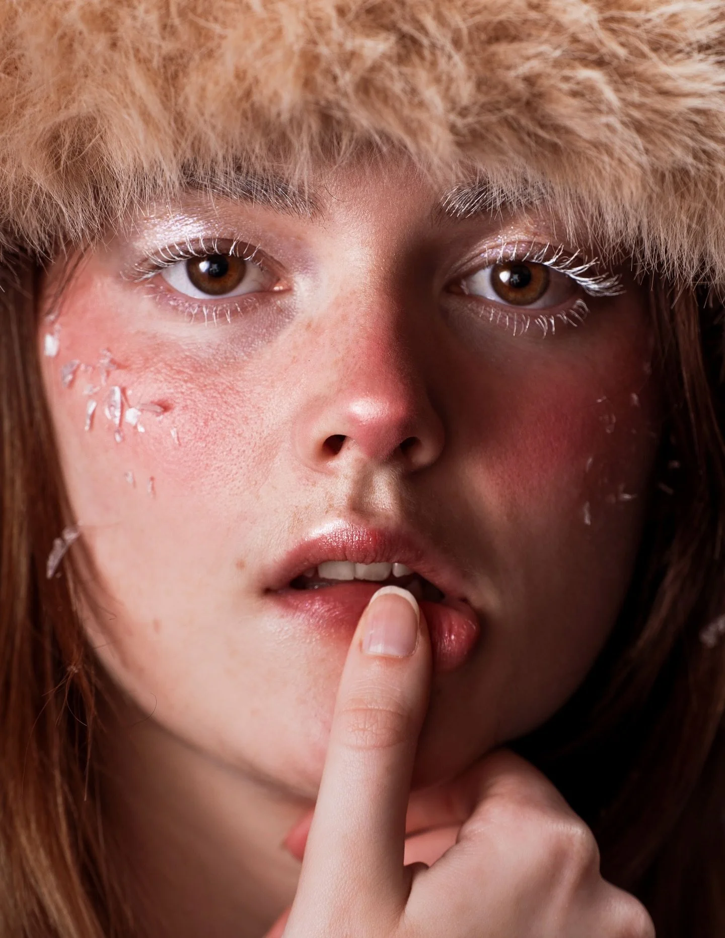 Up close with @charlievand_ 

#editorialphotography #torontobaisedphotographer #torontoeditorialphotographer #cosmeticphotographer #womanphotographer