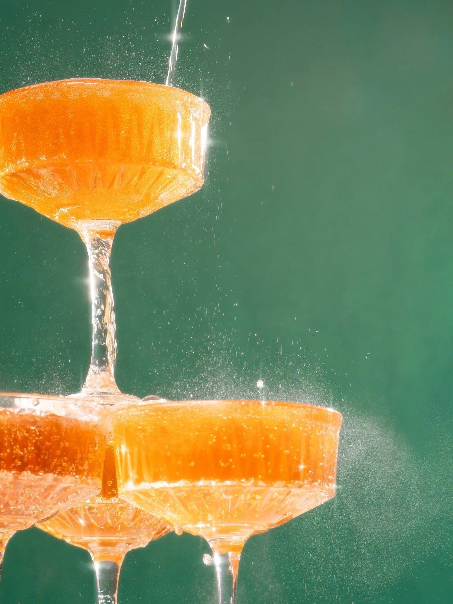 Who&rsquo;s pouring cocktail towers this May?
Have you considered @drinktriplexog 
Classy, smooth, and dangerous (&hellip;ly GOOD) 

#CocktailPhotography #DrinkPhotography #VancouverProductPhotographer #VancouverBrandPhotographer #TorontoCocktailPhot