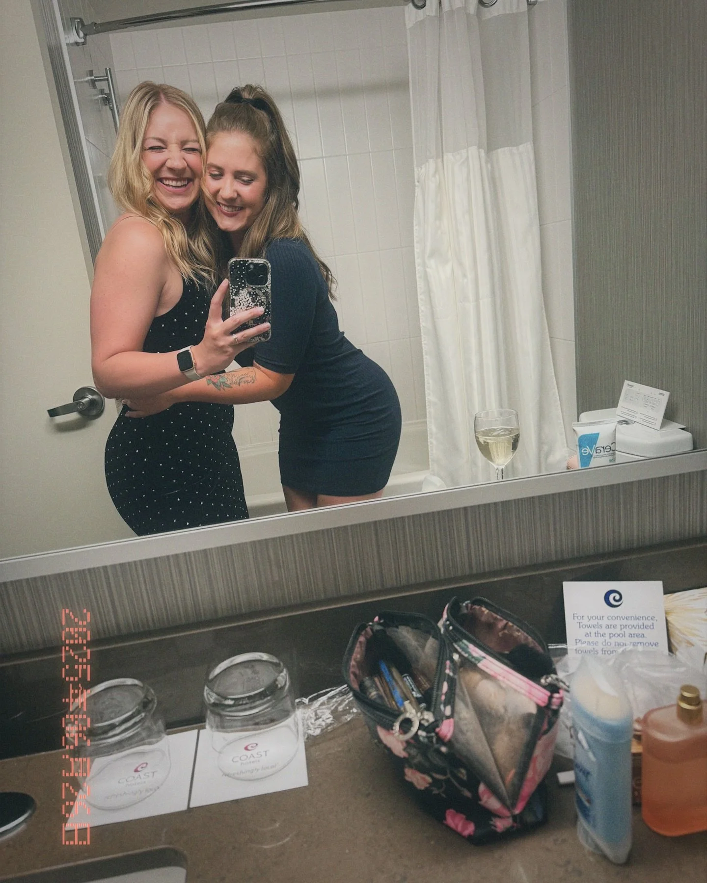 This was a business trip, I promise! 😆 No, but seriously, I feel super lucky that I got to extend my business trip to the #WestCoast to spend time with @kaitlwalk. As always, we had an amazing time exploring and then it was right back to work! 💻  #