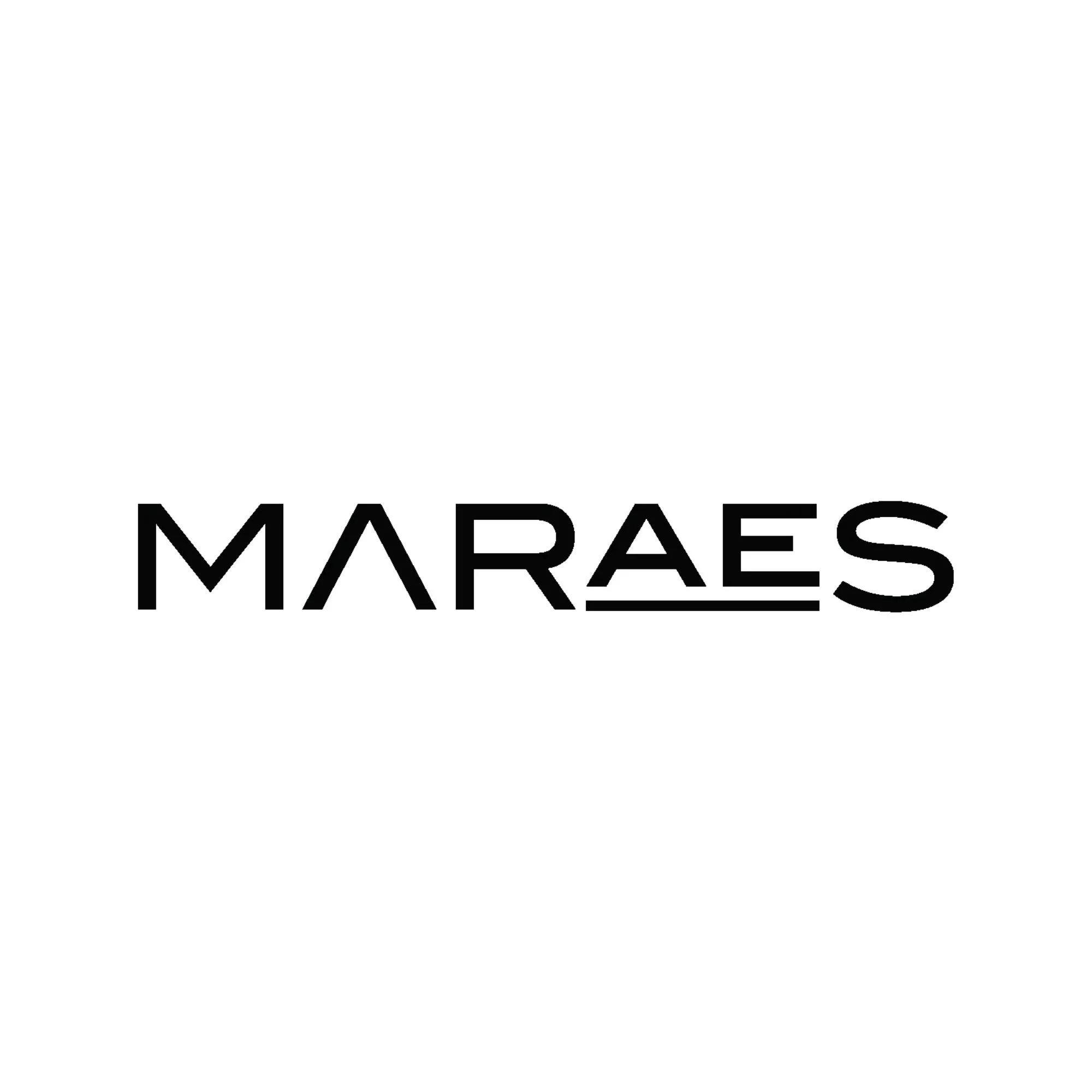 With vegan-conscious formulas and commitment to hair wellness, Maraes creates products designed to inspire creativity and care with confidence.
