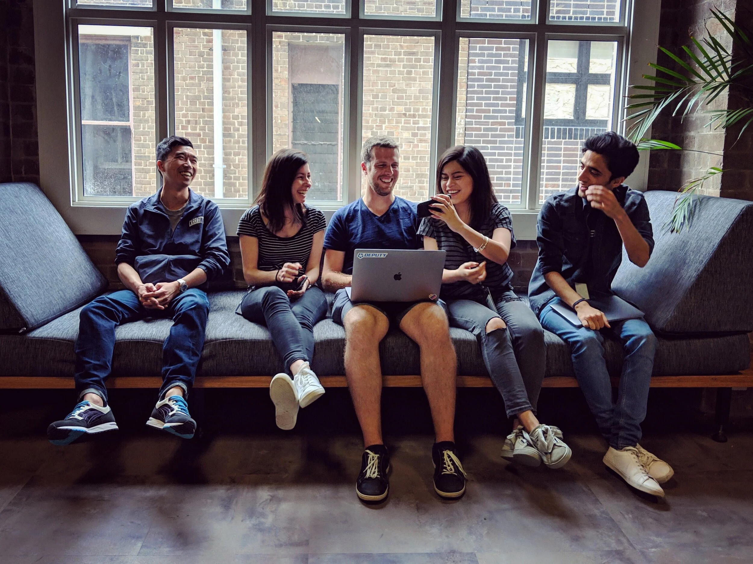 A few amazing Product &amp; Marketing Designers I’ve been lucky to work with⤴