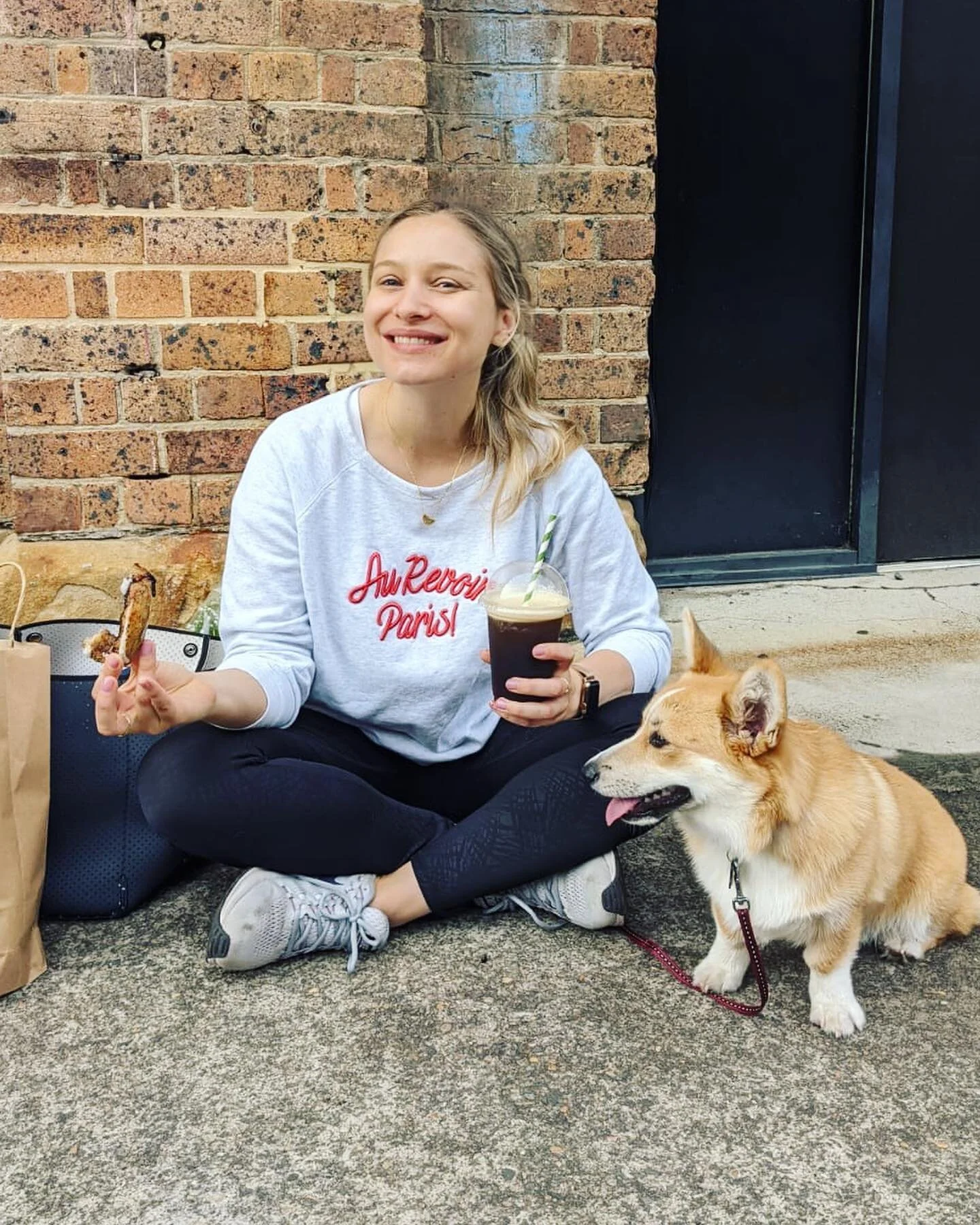 At the markets with my sweet Fitzy &amp; @ldemay, coffee and gf cinnamon scroll in hand (and on face)... it&rsquo;s the little things 💕✨