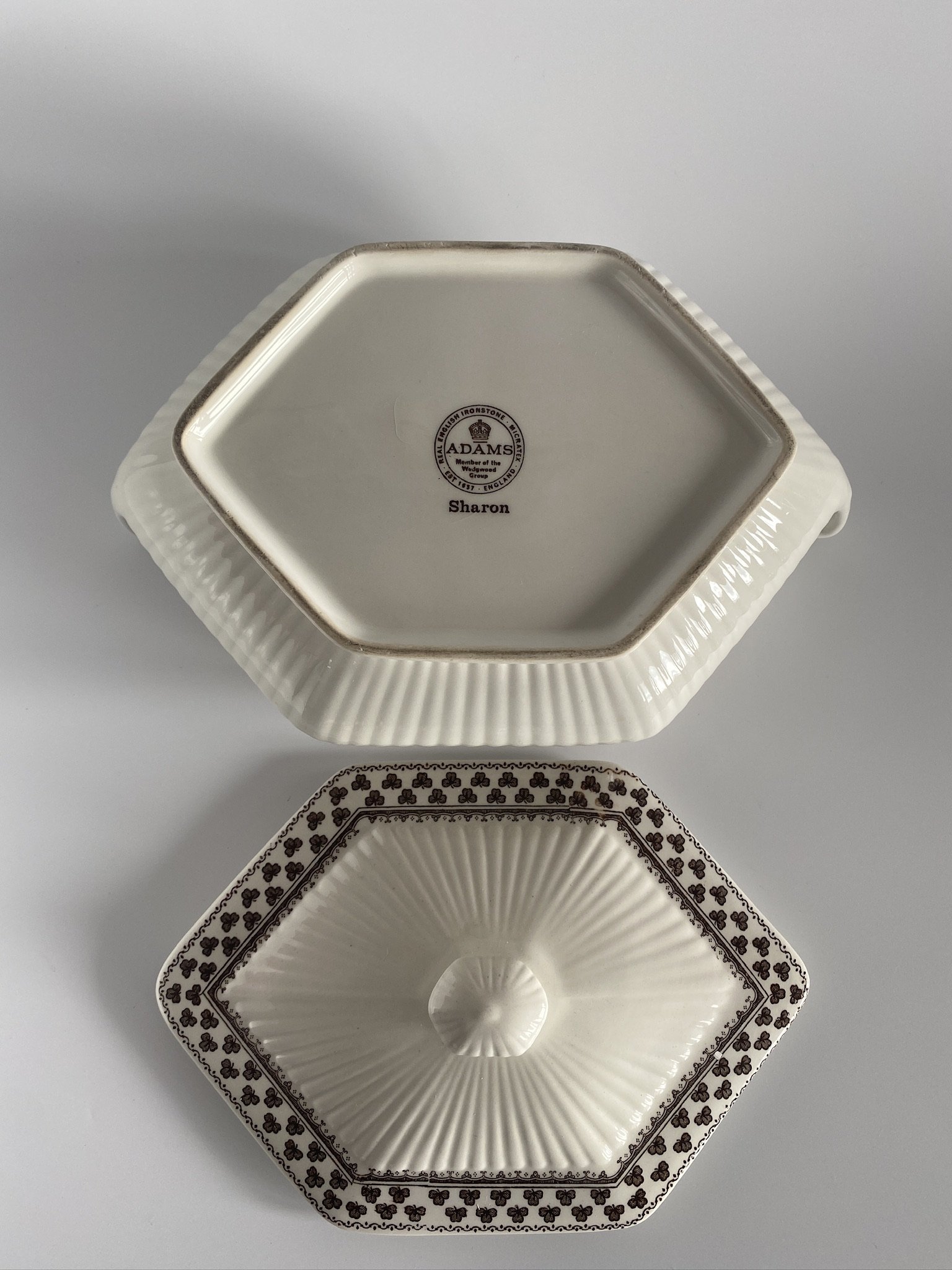 Adams Sharon Vegetable Tureen with Lid