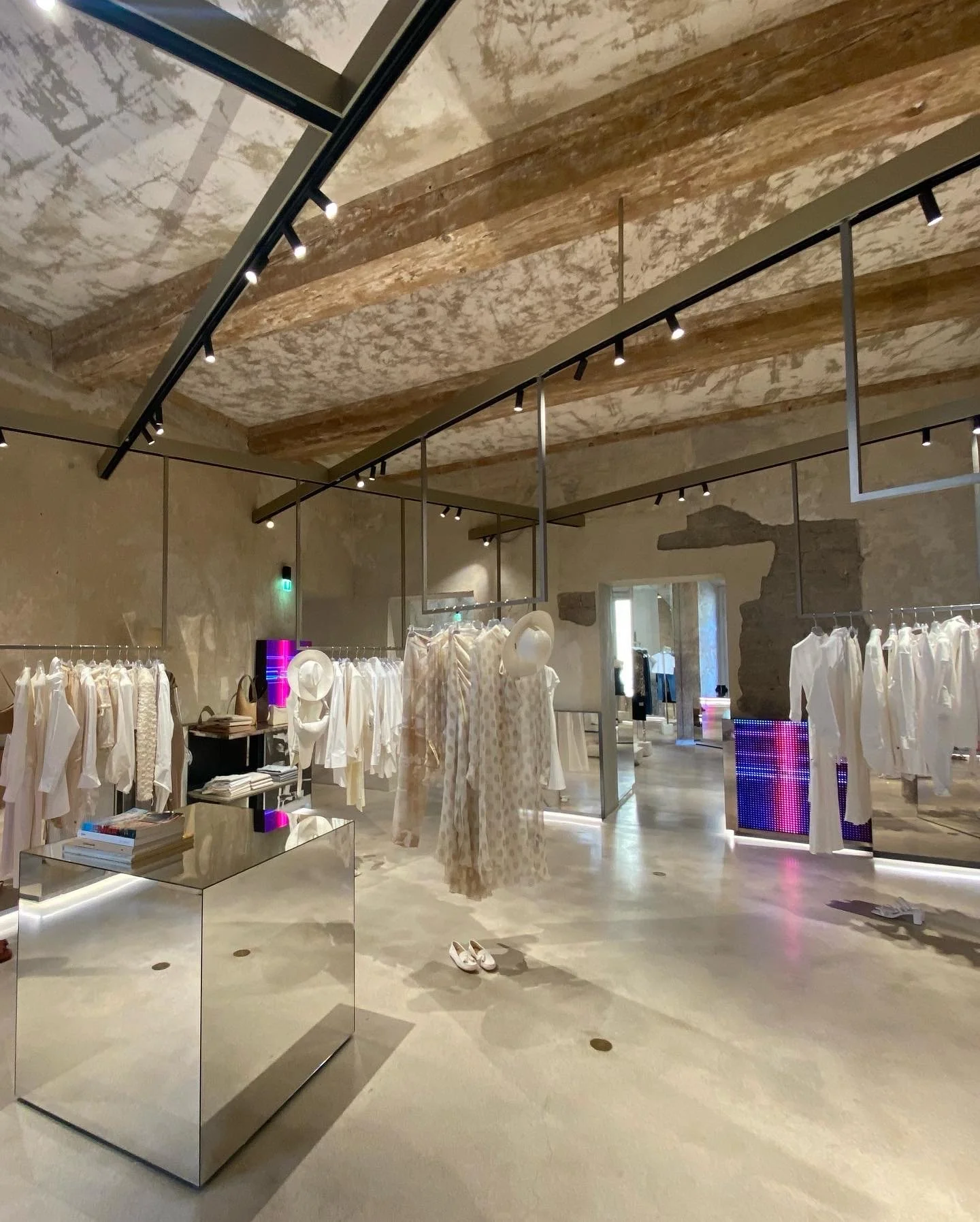 F6D3A04B-E51A-41DB-9F83-605E173664D6 2.JPG