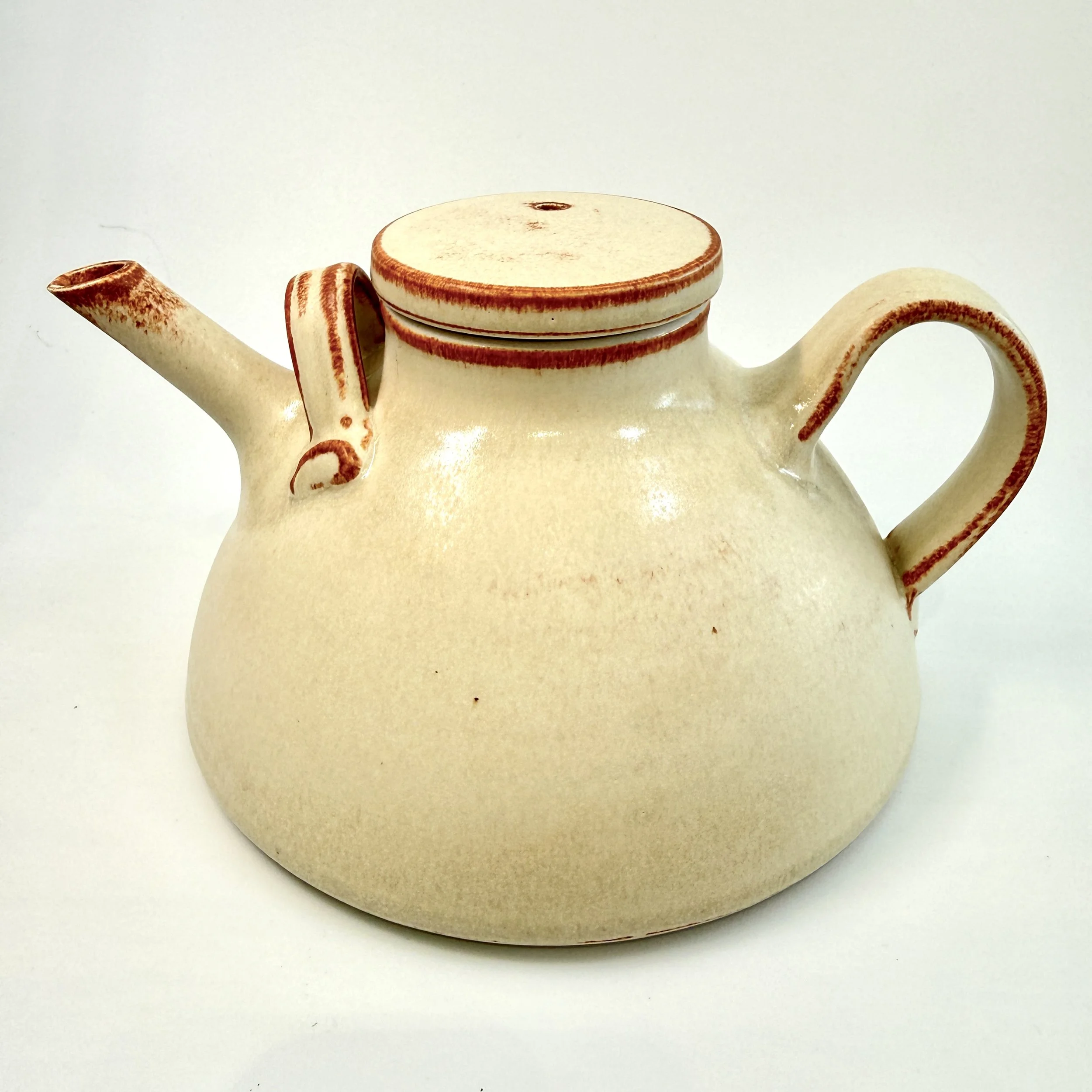 Janet DeBoos Teapot, Iconic Australian Studio Pottery, c1980s (D0381)