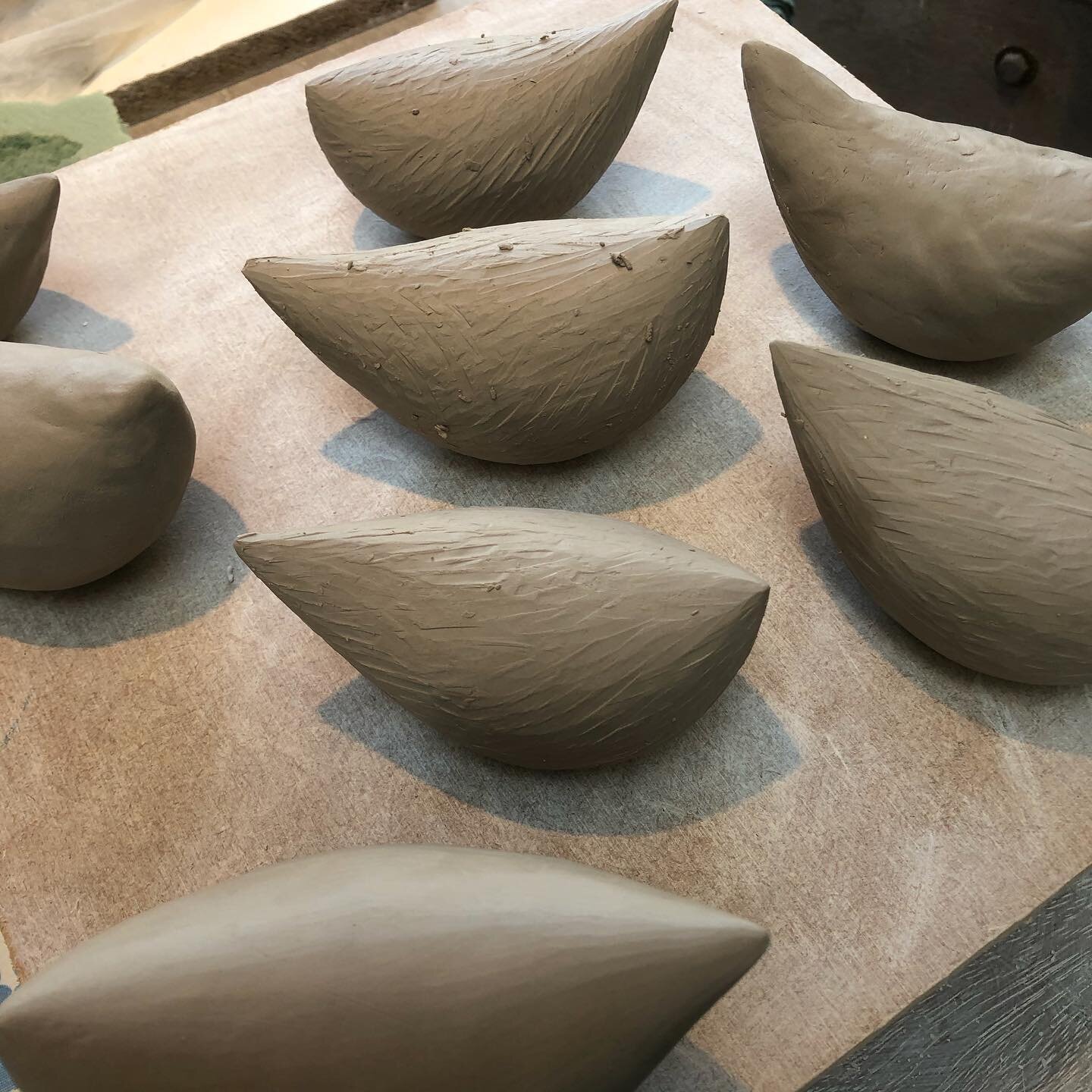 Enjoying making these large hollow birds today . They are made joining two pinched forms together then shaped and smoothed in stages with different tools . They are very time consuming but love the process . #slowmaking #handbuiltceramics #ceramicbir