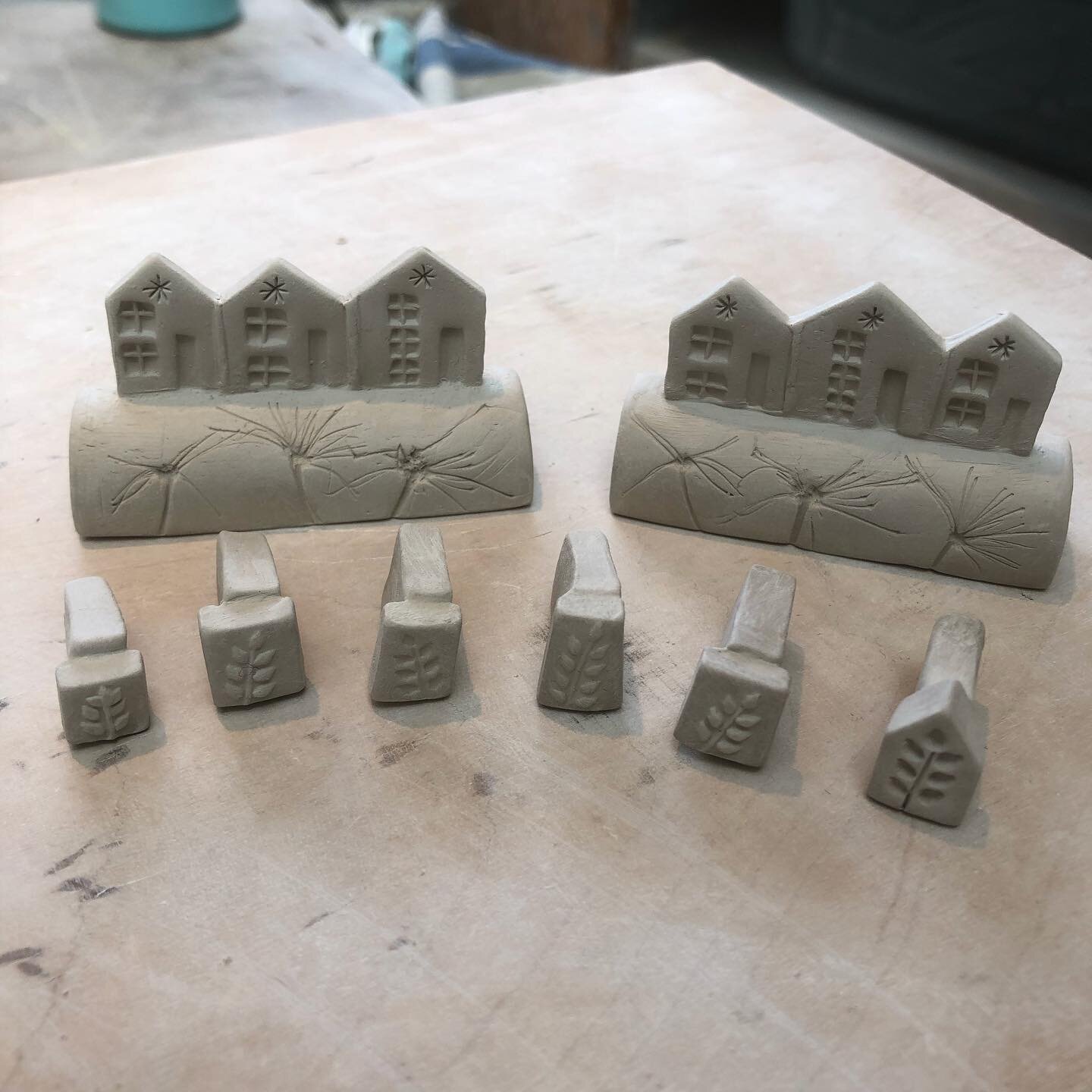 Tiny stamps and little rows of houses . I love making my own stamps and the anticipation of how they are going to look ! Ps (Also took at least fifteen photos of these and the first one was the best anyone else do this?! 🤣)