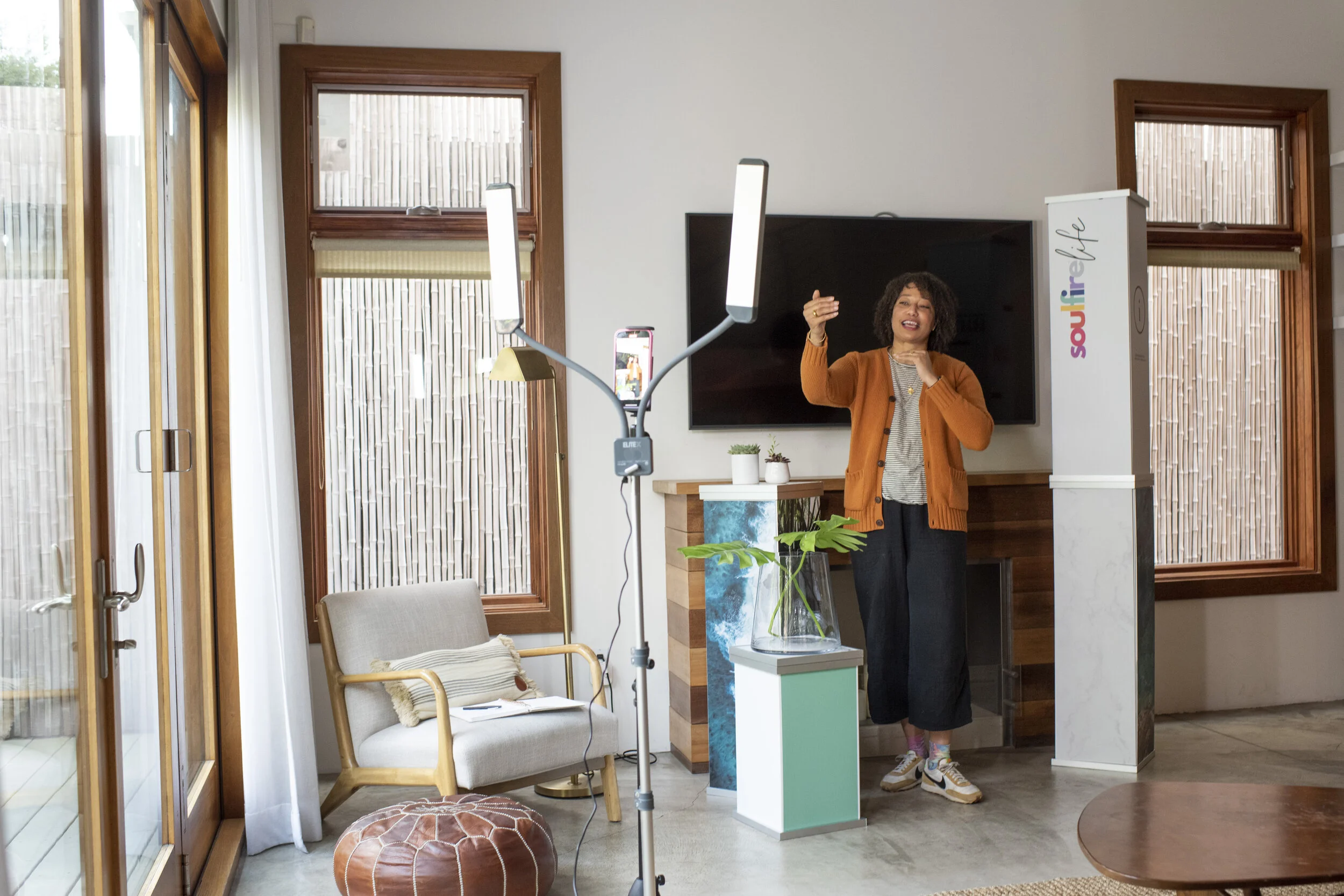 Müd Modular Influencer Package with Columns