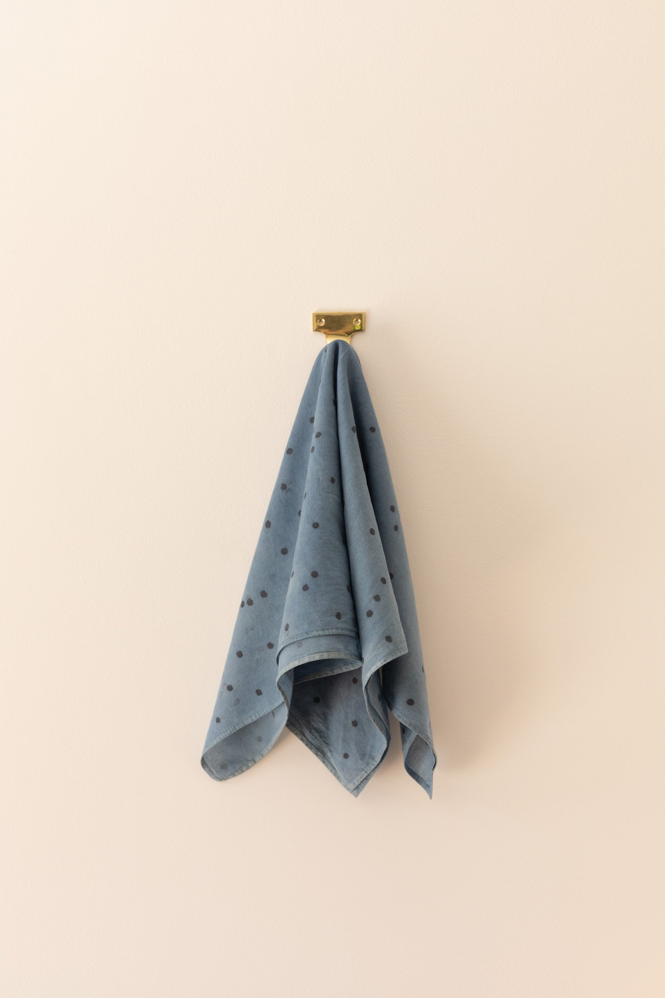bandana-blue-dots-1a.jpg
