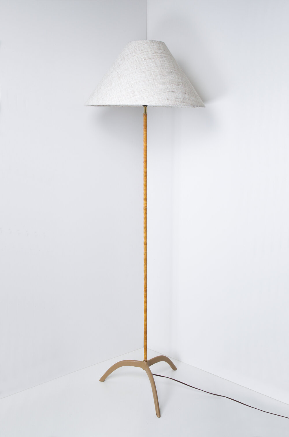 lovgivning Modsige Dental Paavo Tynell Floor Lamp Model 9615 pair — The Exchange Int