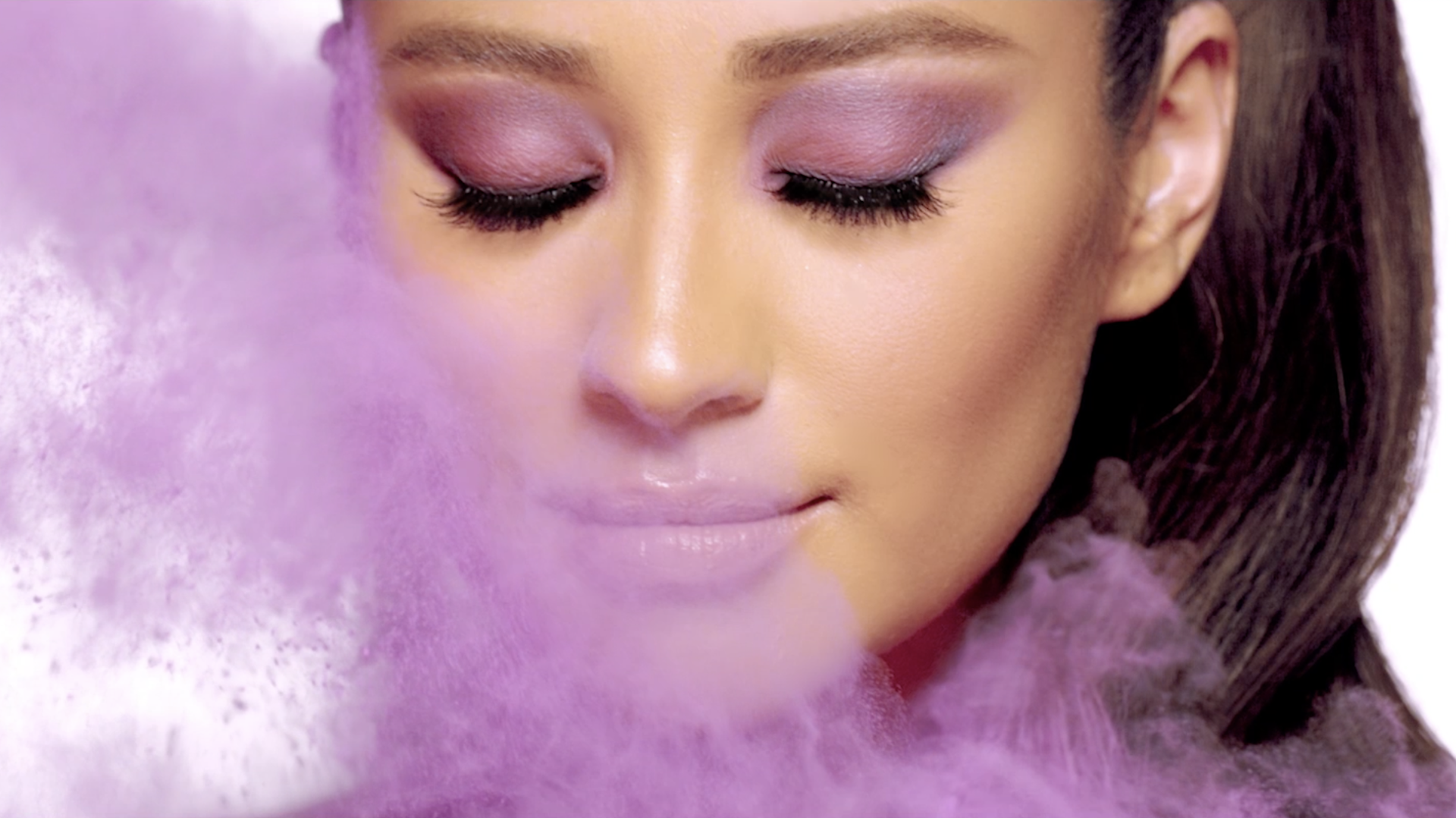 Smashbox Shay Clean.png