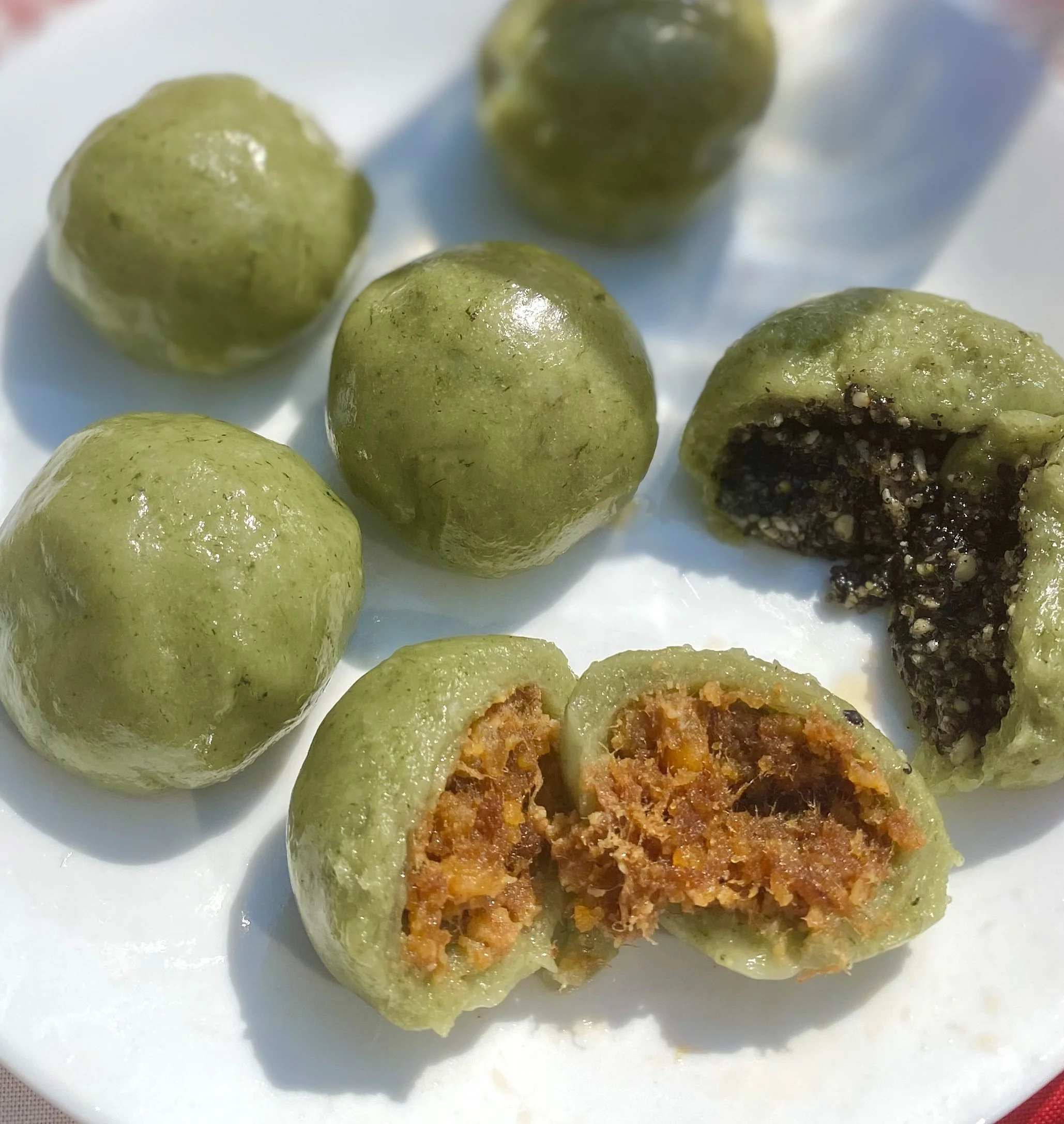 MUGWORT COOKING DEMO