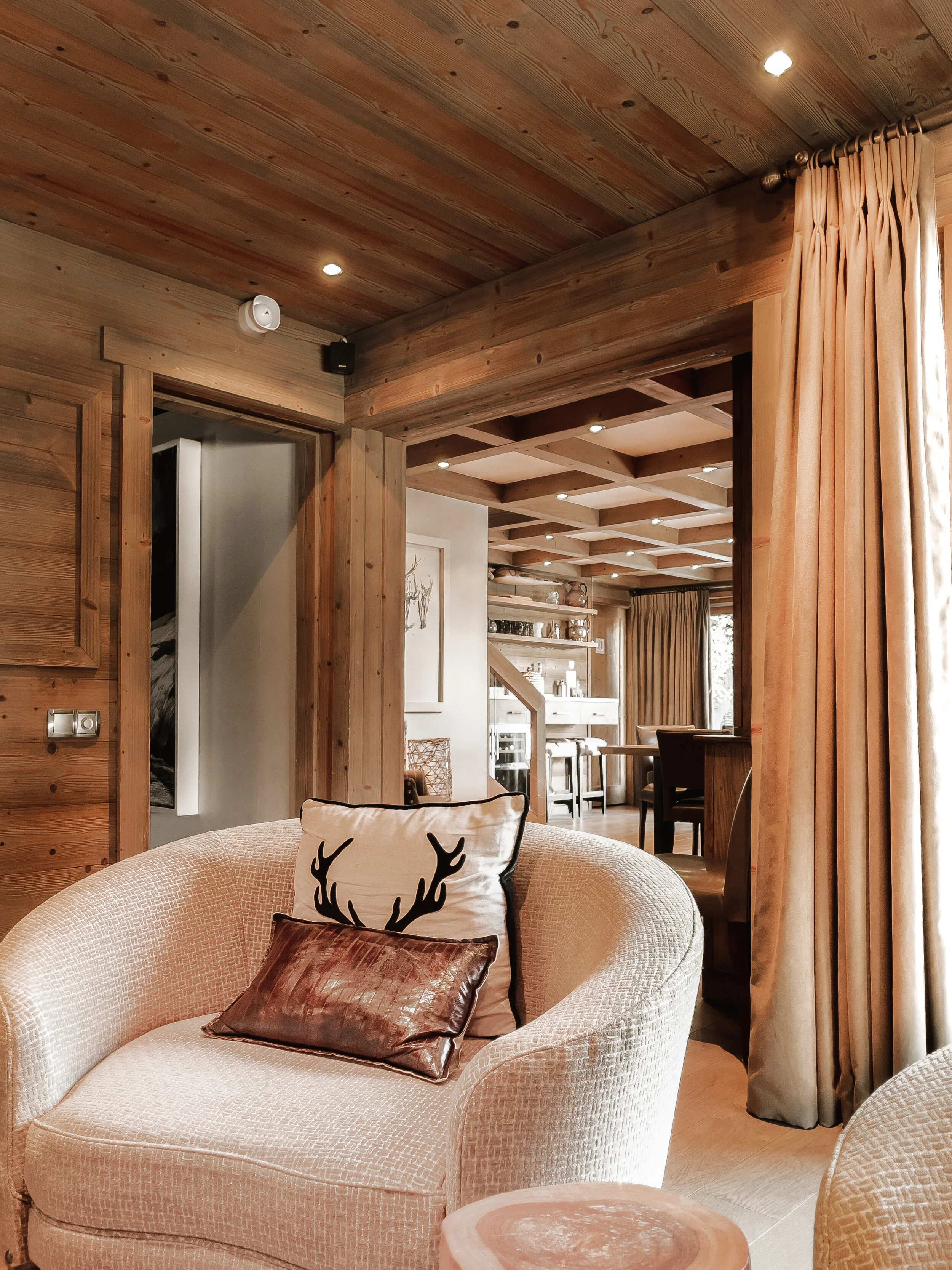 Chalet Floralie Dining Room.JPG