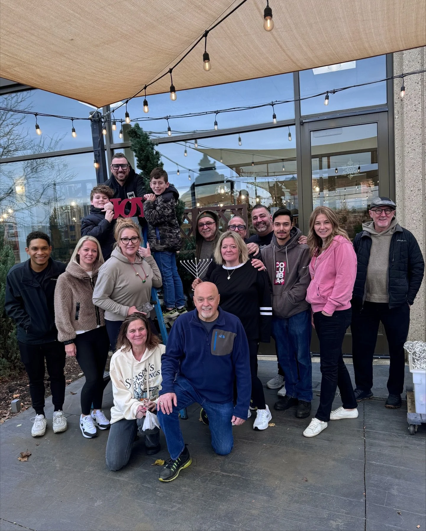 The holidays officially arrived at Lucca thanks to our incredible team! They showed up on their day off, rolled up their sleeves, and turned the restaurant into a festive little wonderland. Moments like this remind us how lucky we are to work with a 