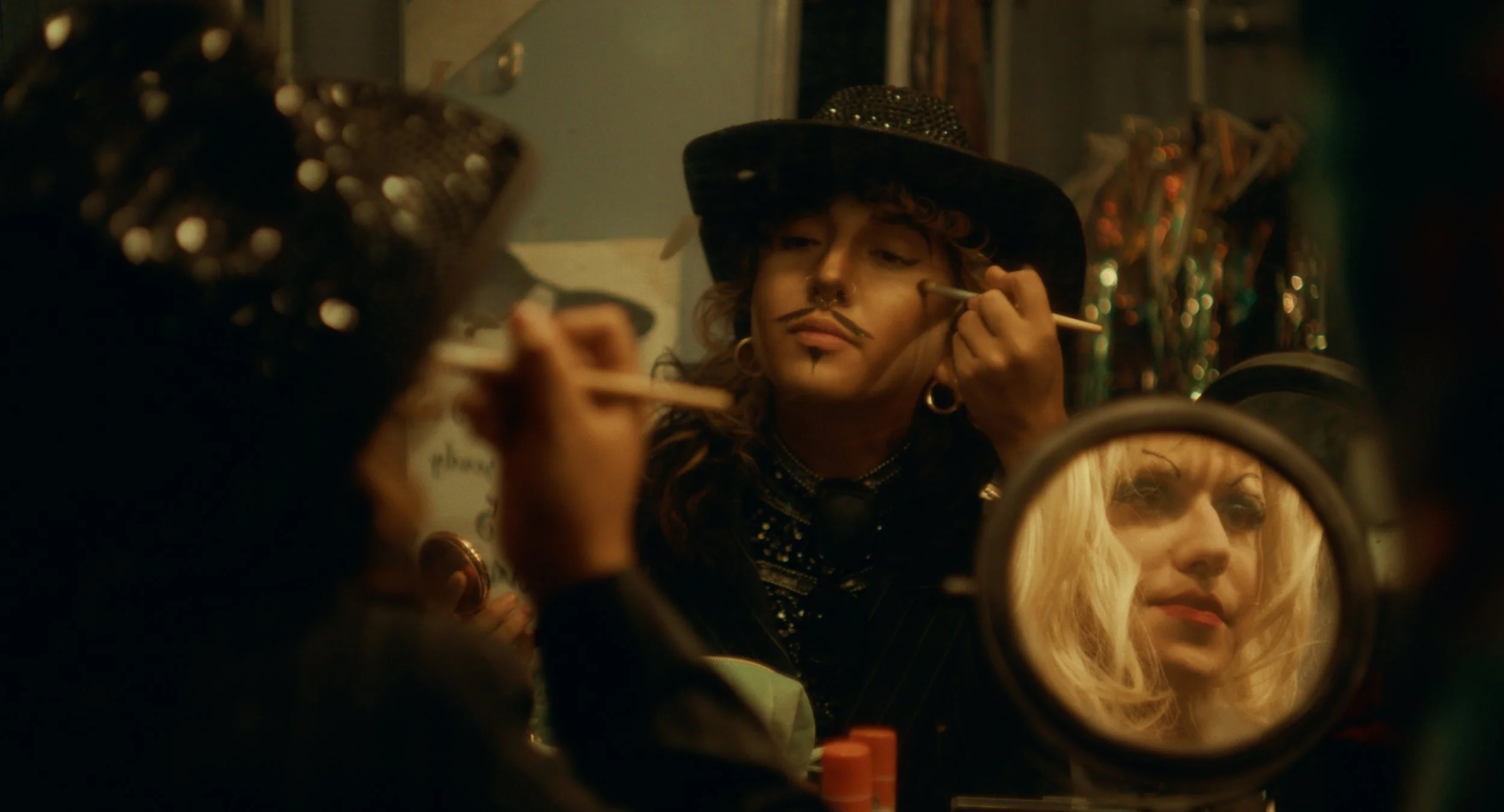 color 1-17.00_25_59_23.Still060.jpg