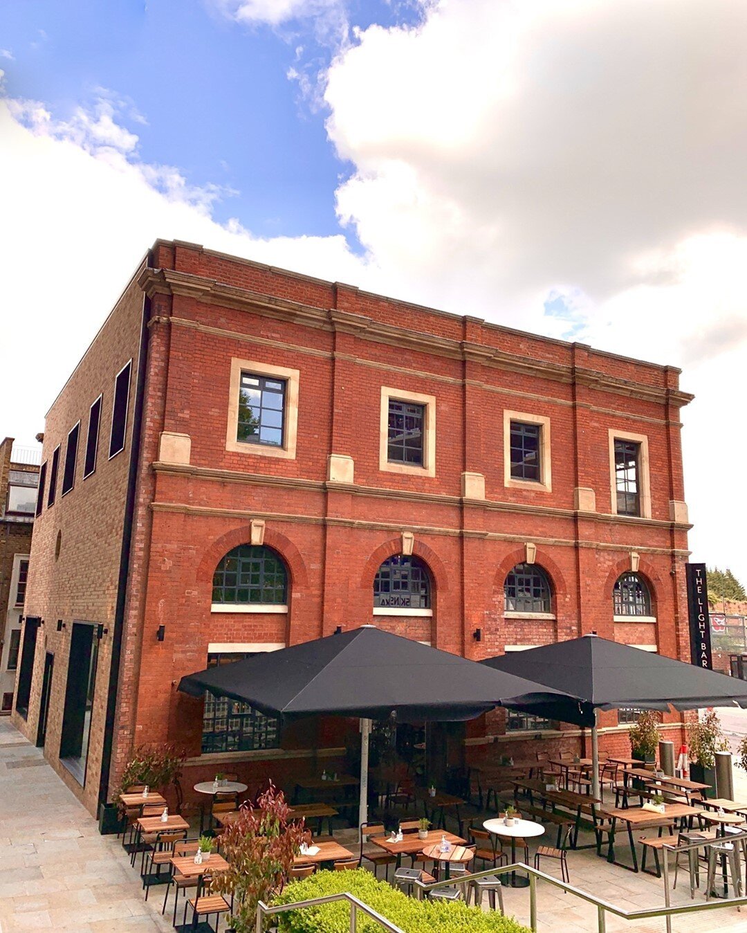 📢 WALK UP WALK UP📢 Not the planning type? We hear you. Good news - we now hold back half these outdoor seats on our new &amp; improved Terrace for walk-ins. 

Right in time for a #longweekend. Come and get your impromptu sun spot ⚡️⁠
⁠
Prefer to be