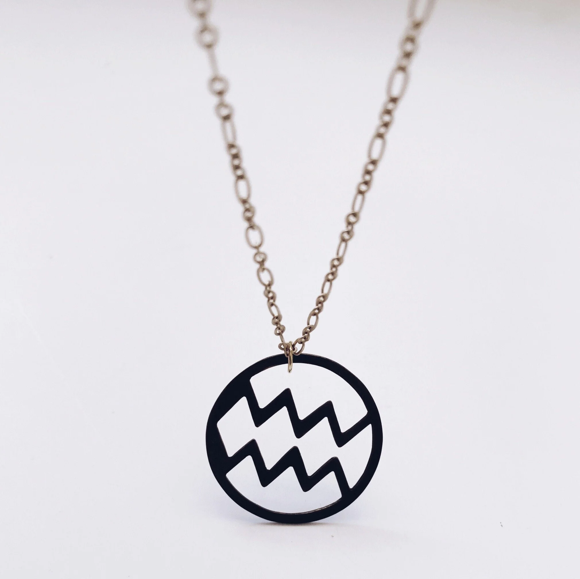 https://i.etsystatic.com/14904488/r/il/b155ff/1990116191/il_fullxfull.1990116191_cl6z.jpg