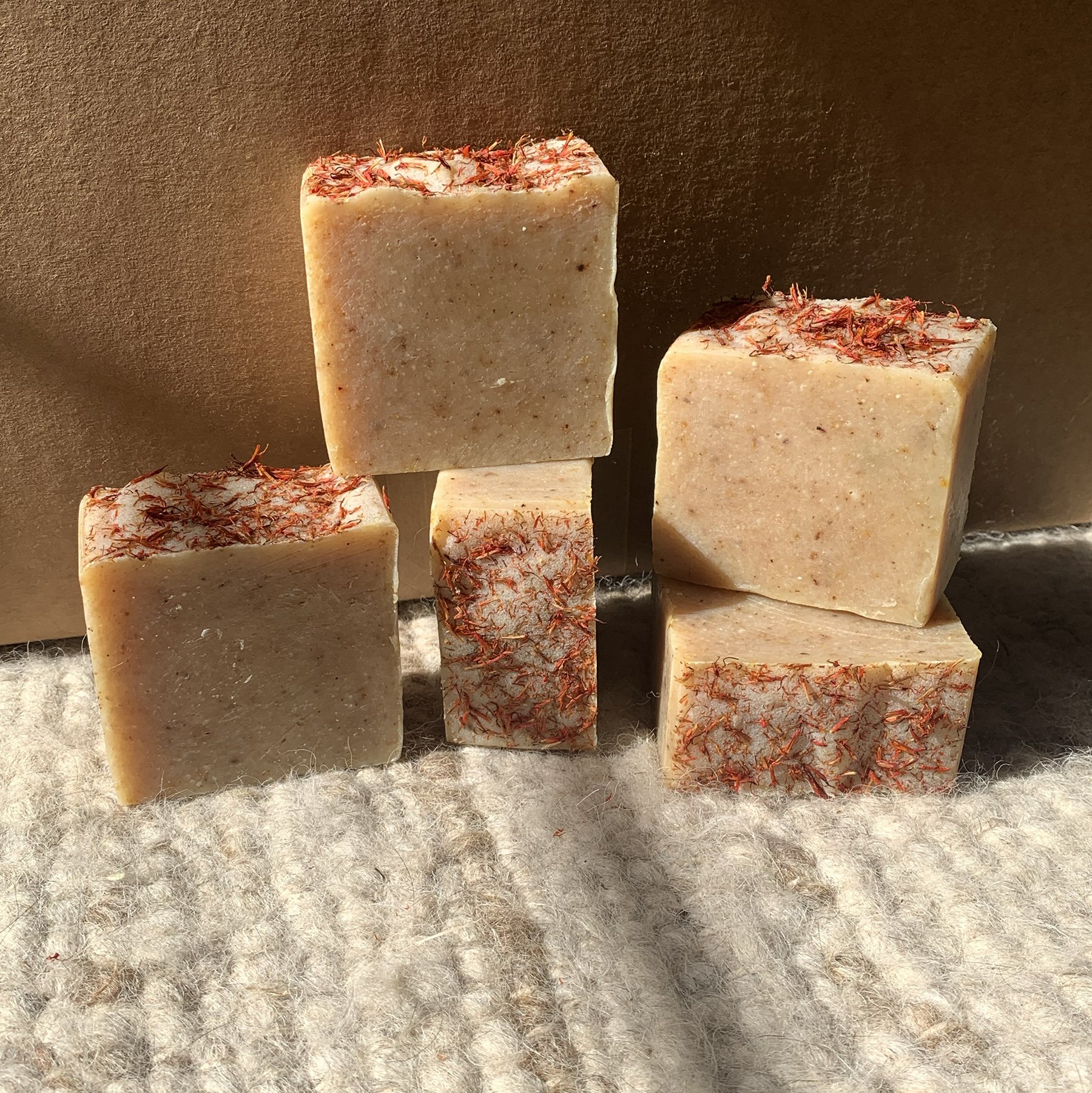 maine_botanical_soaps_marshmallow_licorice_root_soap.jpg