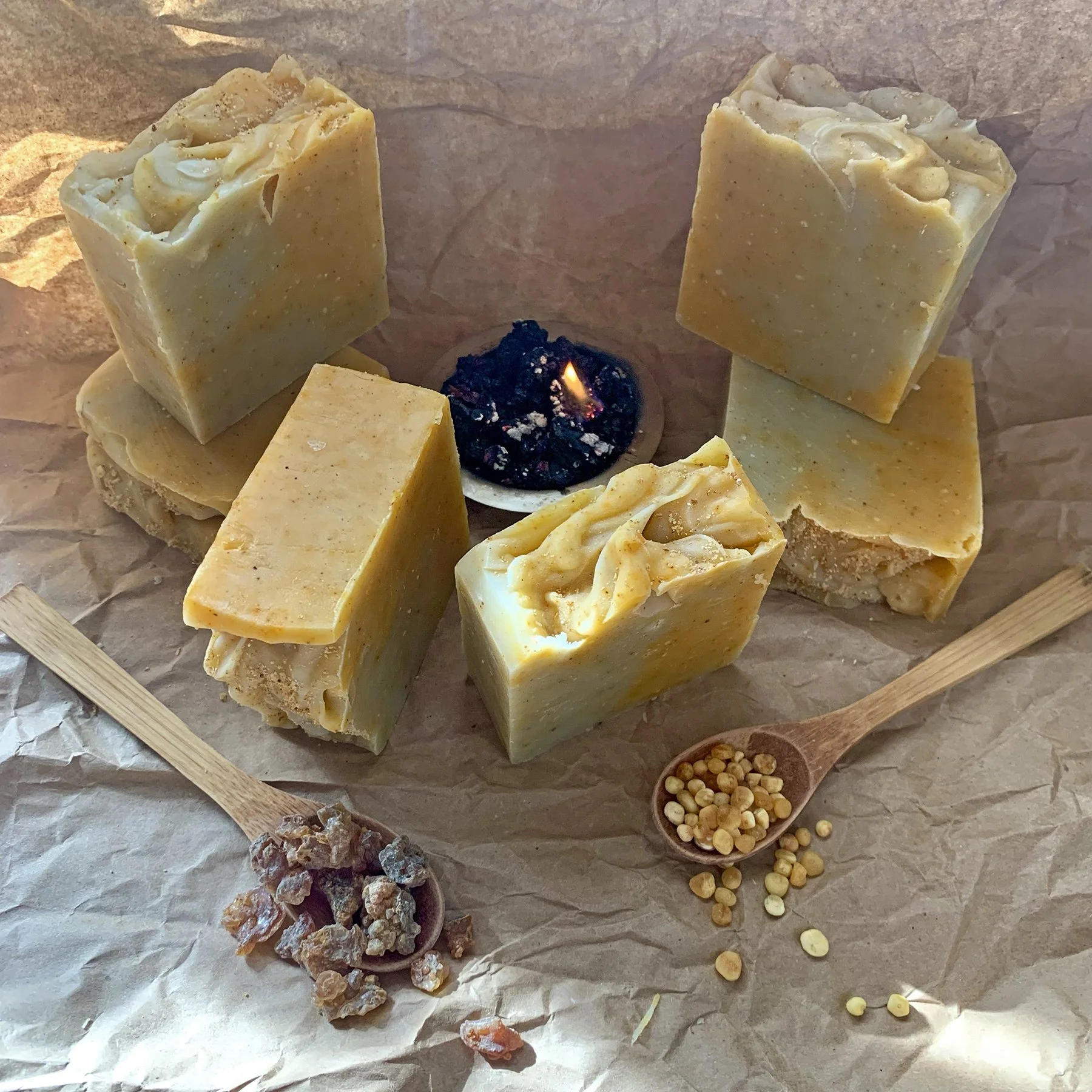maine_botanical_soaps_frankincense_myrrh_soap_2.jpg