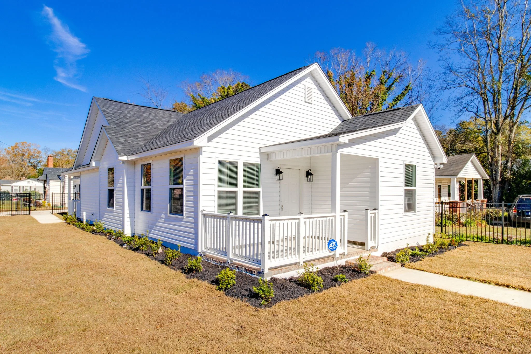 3-web-or-mls-2025 11 24 - 533 Dingle St - Sumter-3.jpg