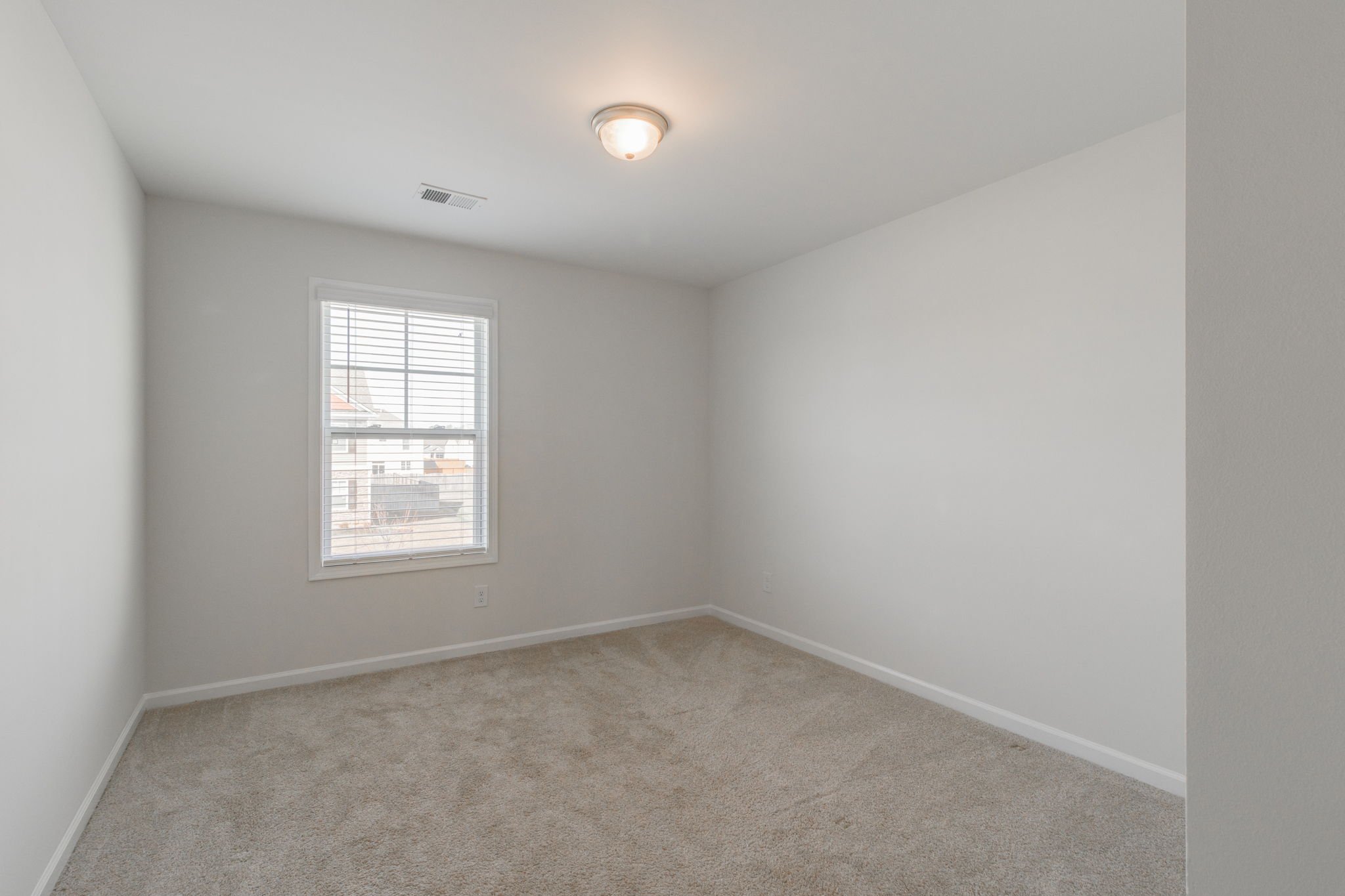 28-web-or-mls-2025 03 14 - 145 Whitetail Cir- Sumter-28.jpg