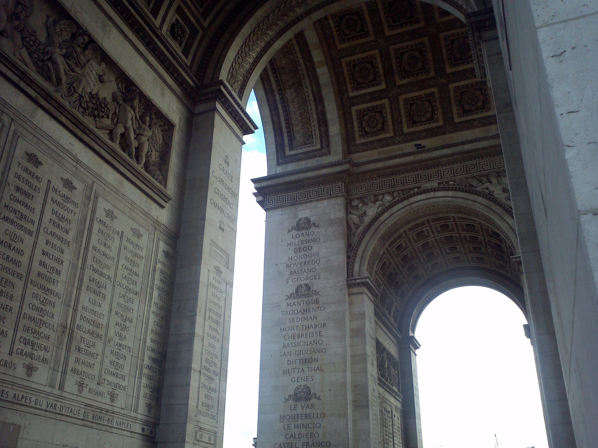 Arc de Triomphe18.jpg